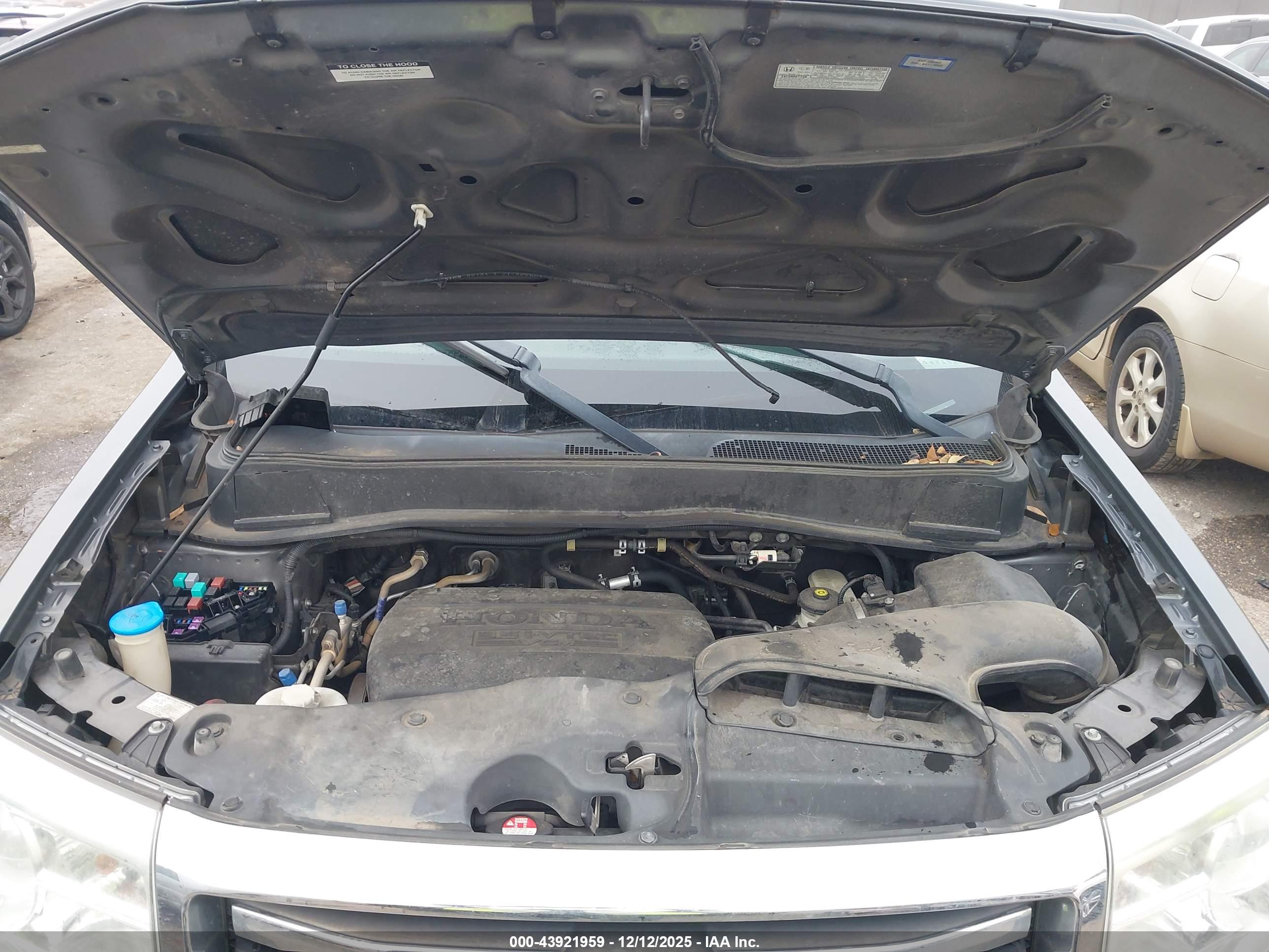 HONDA PILOT image 10