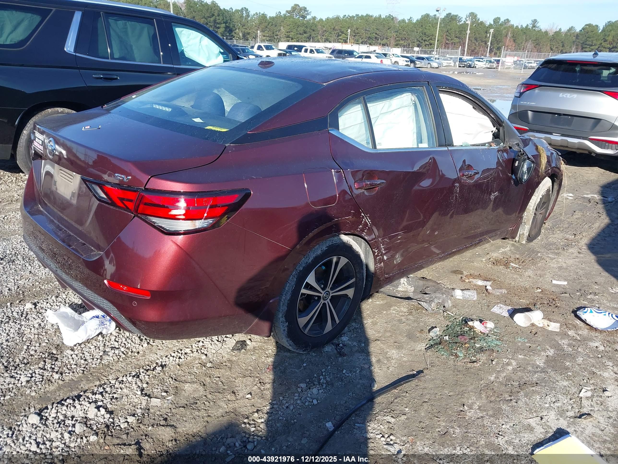 NISSAN SENTRA image 4