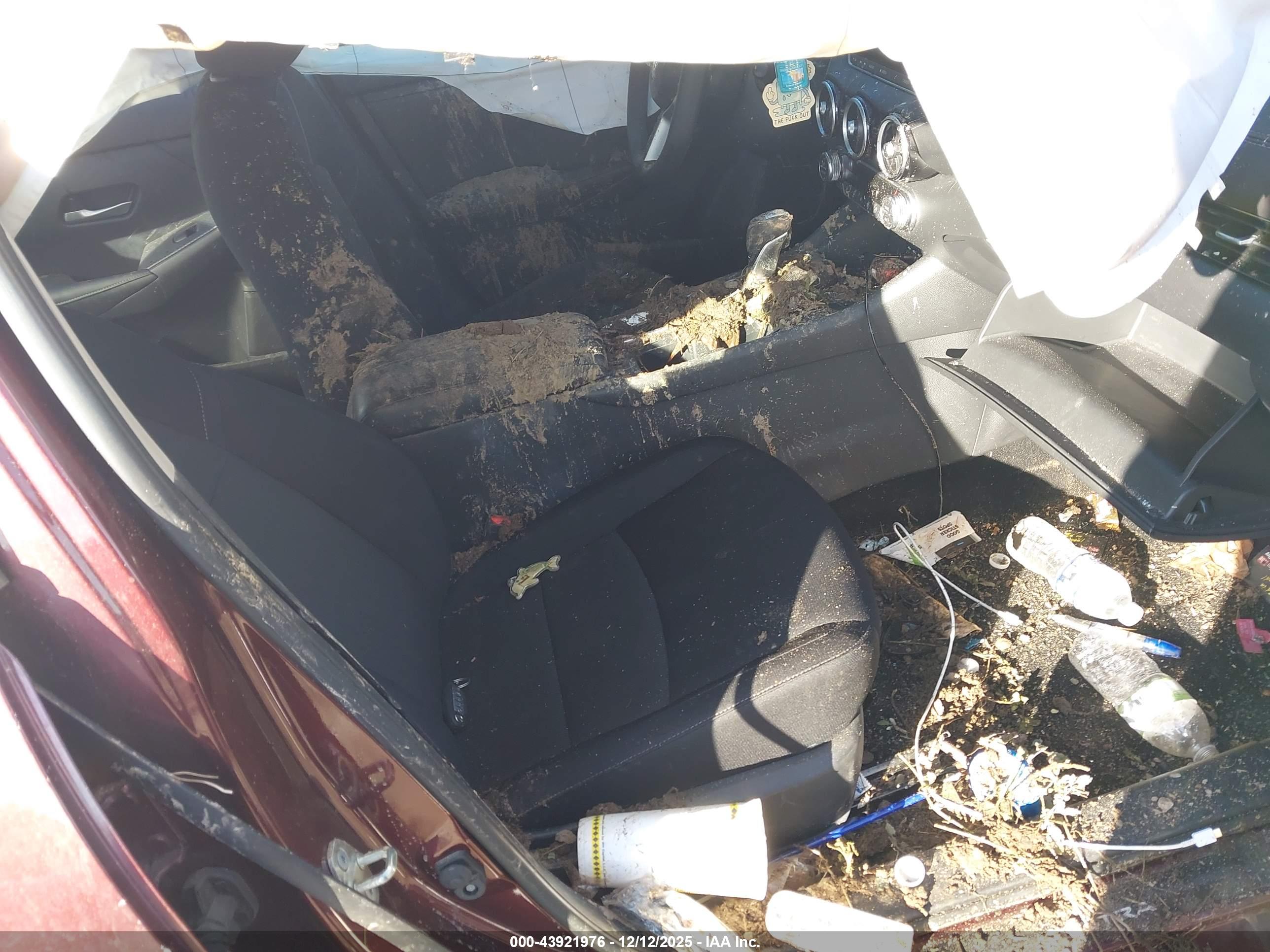 NISSAN SENTRA image 5