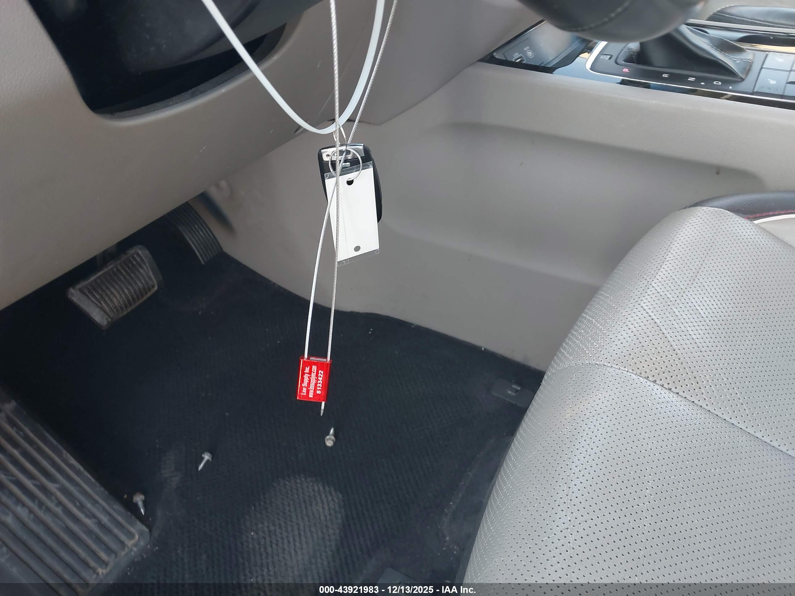 KIA SEDONA image 11