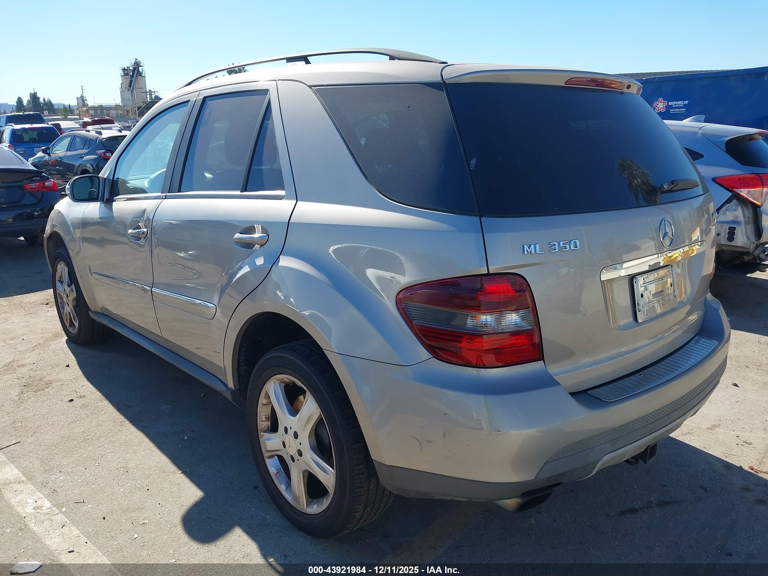 MERCEDES-BENZ ML image 3