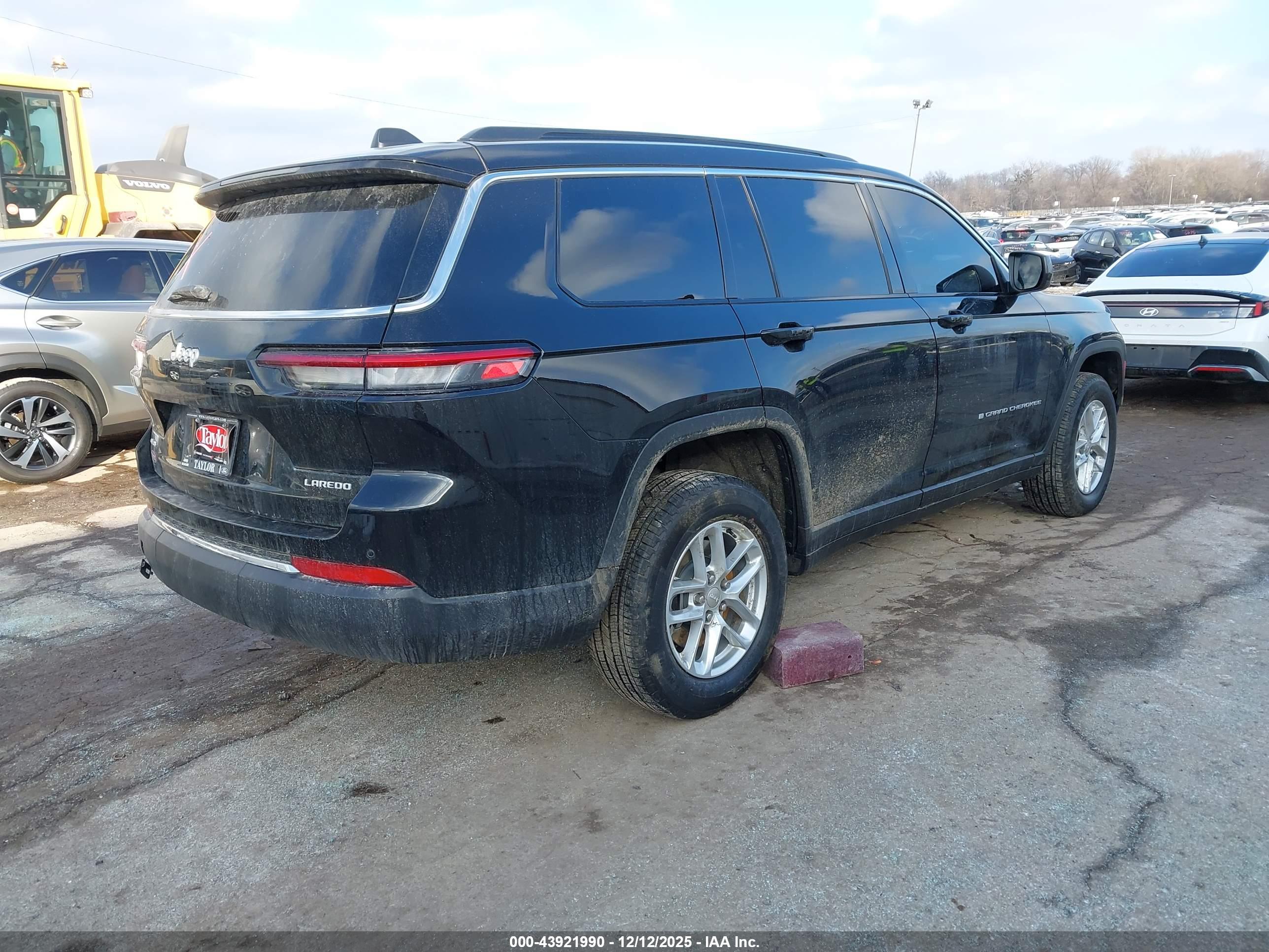 JEEP GRAND image 4