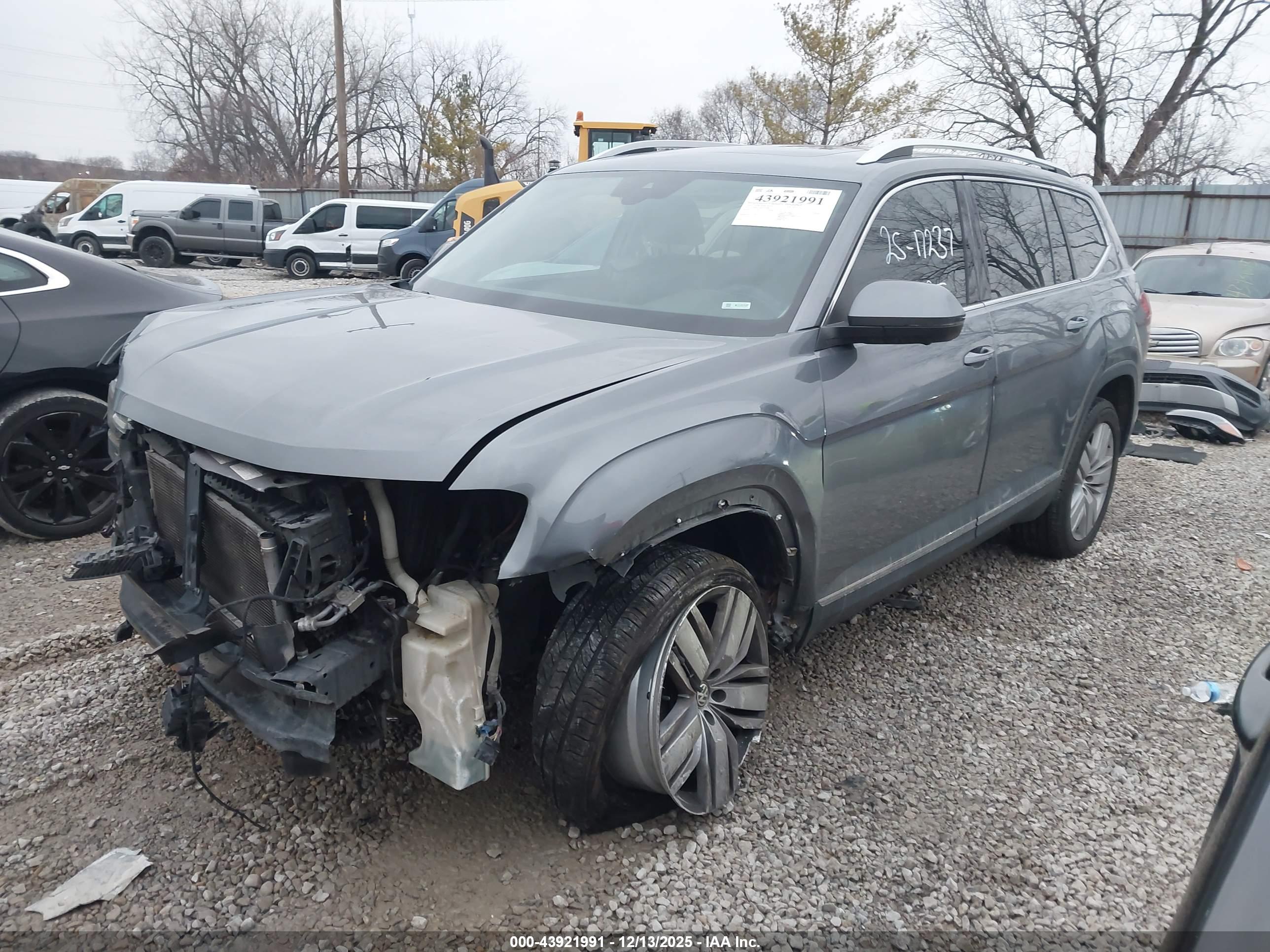 VOLKSWAGEN ATLAS image 2