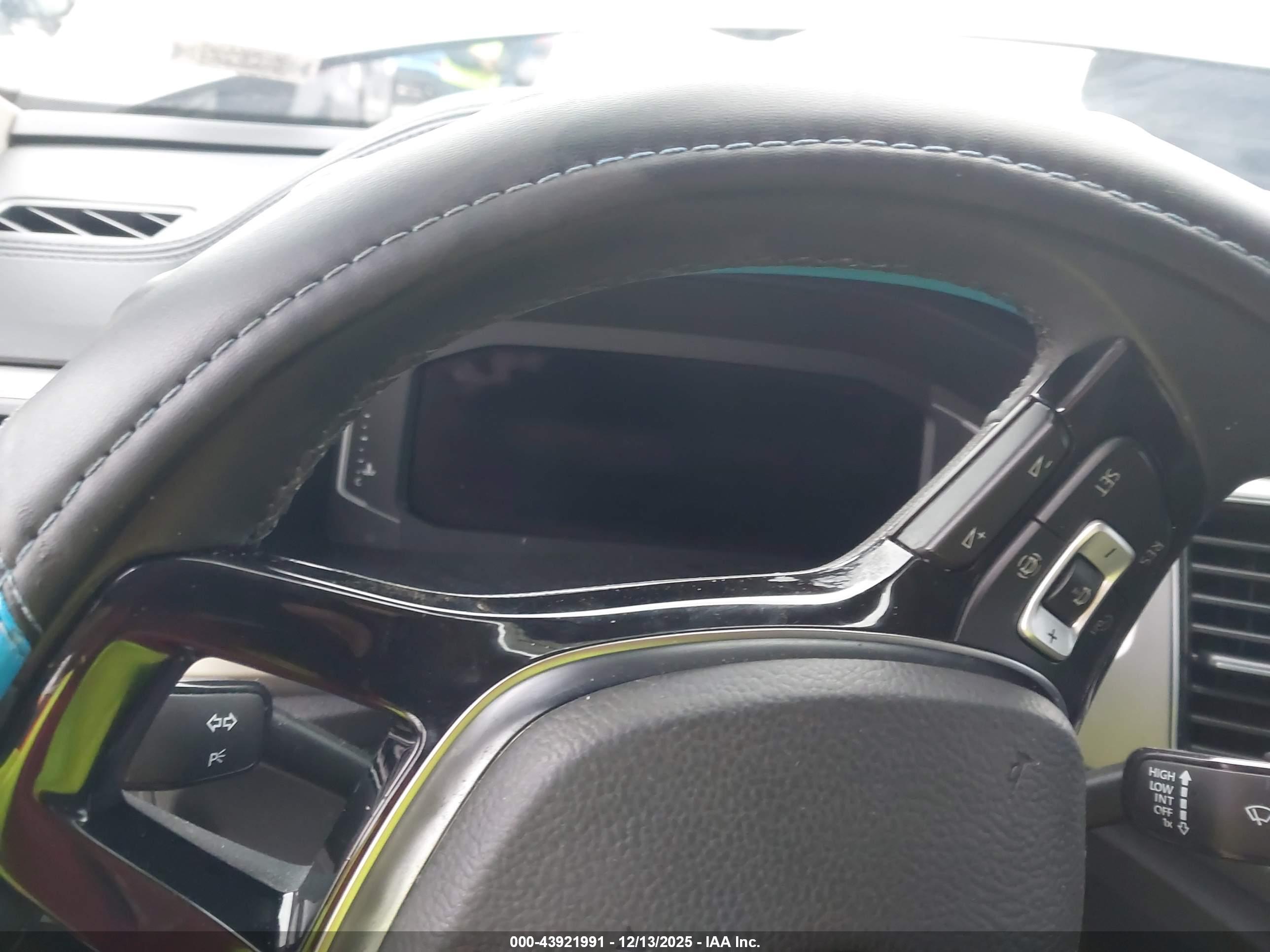 VOLKSWAGEN ATLAS image 7
