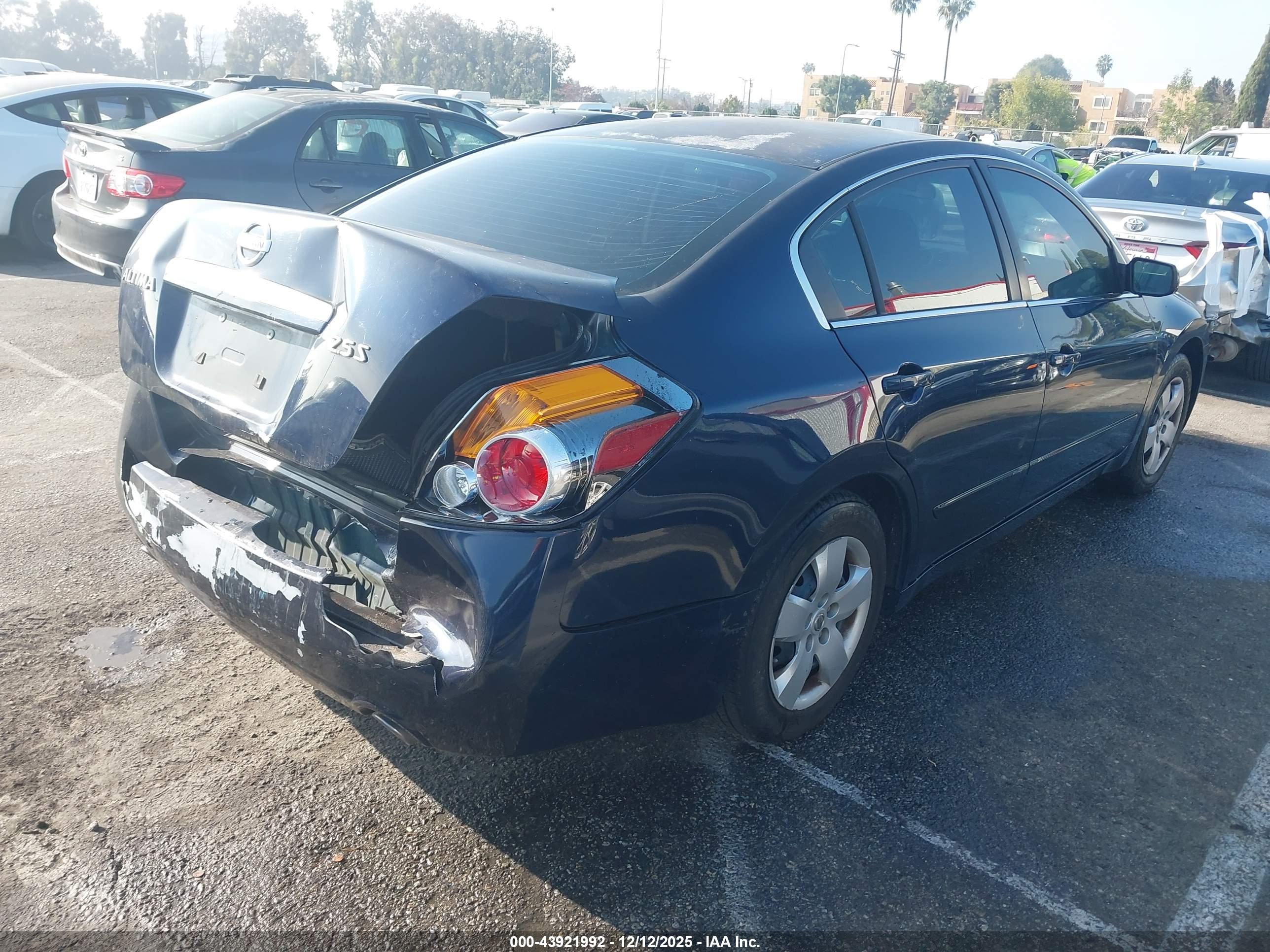 NISSAN ALTIMA image 4