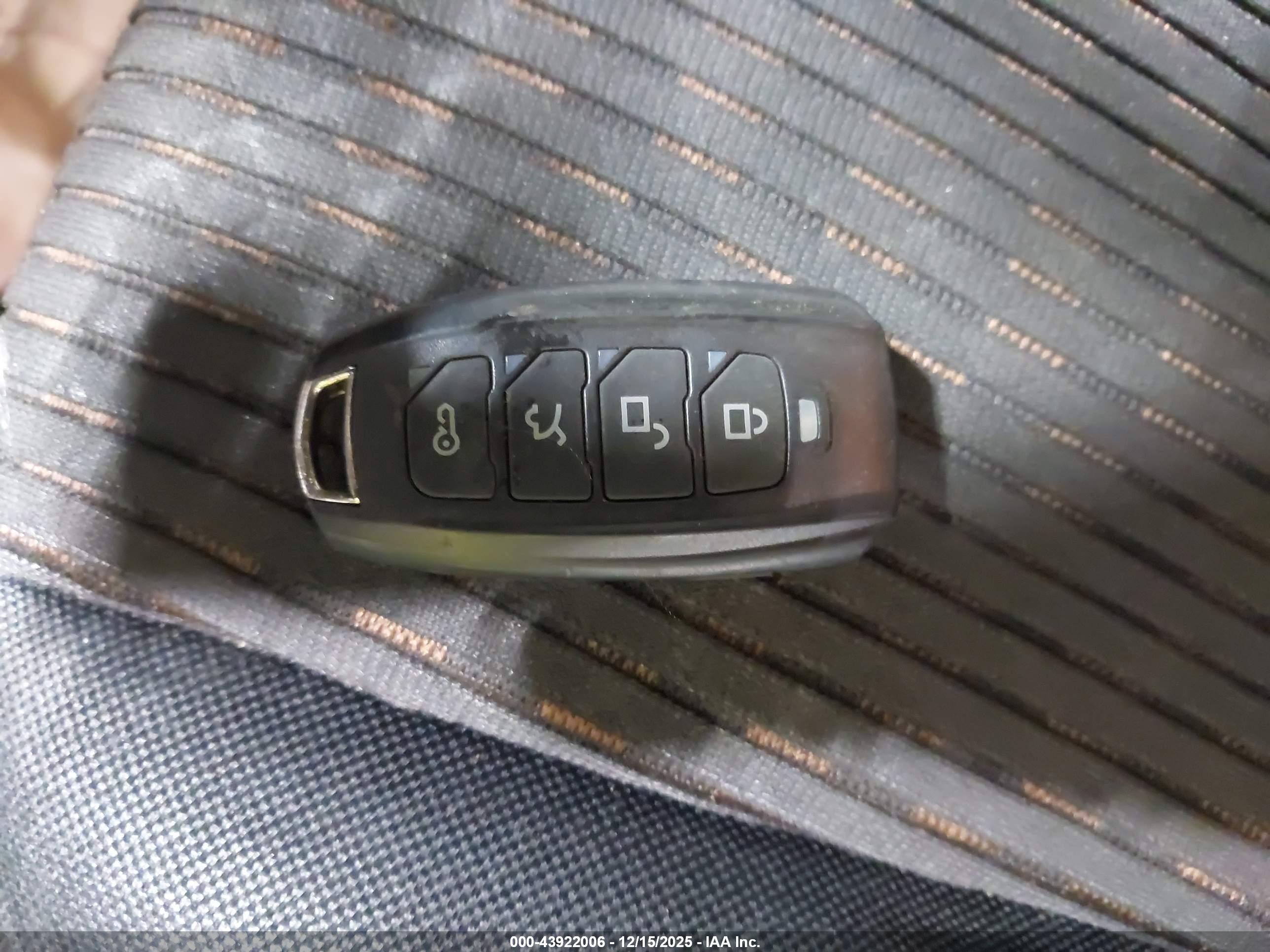 TOYOTA 4RUNNER image 11