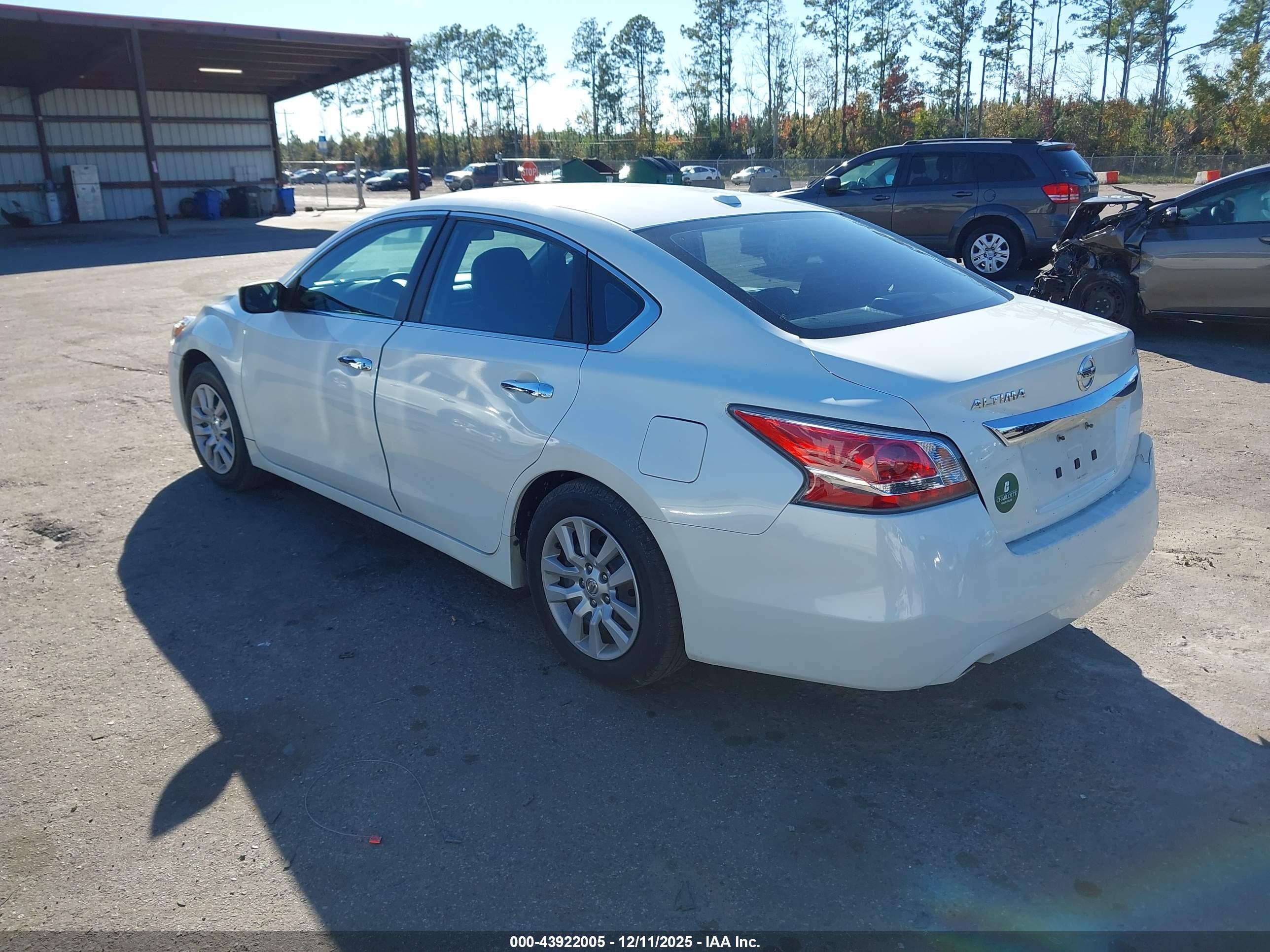 NISSAN ALTIMA image 3
