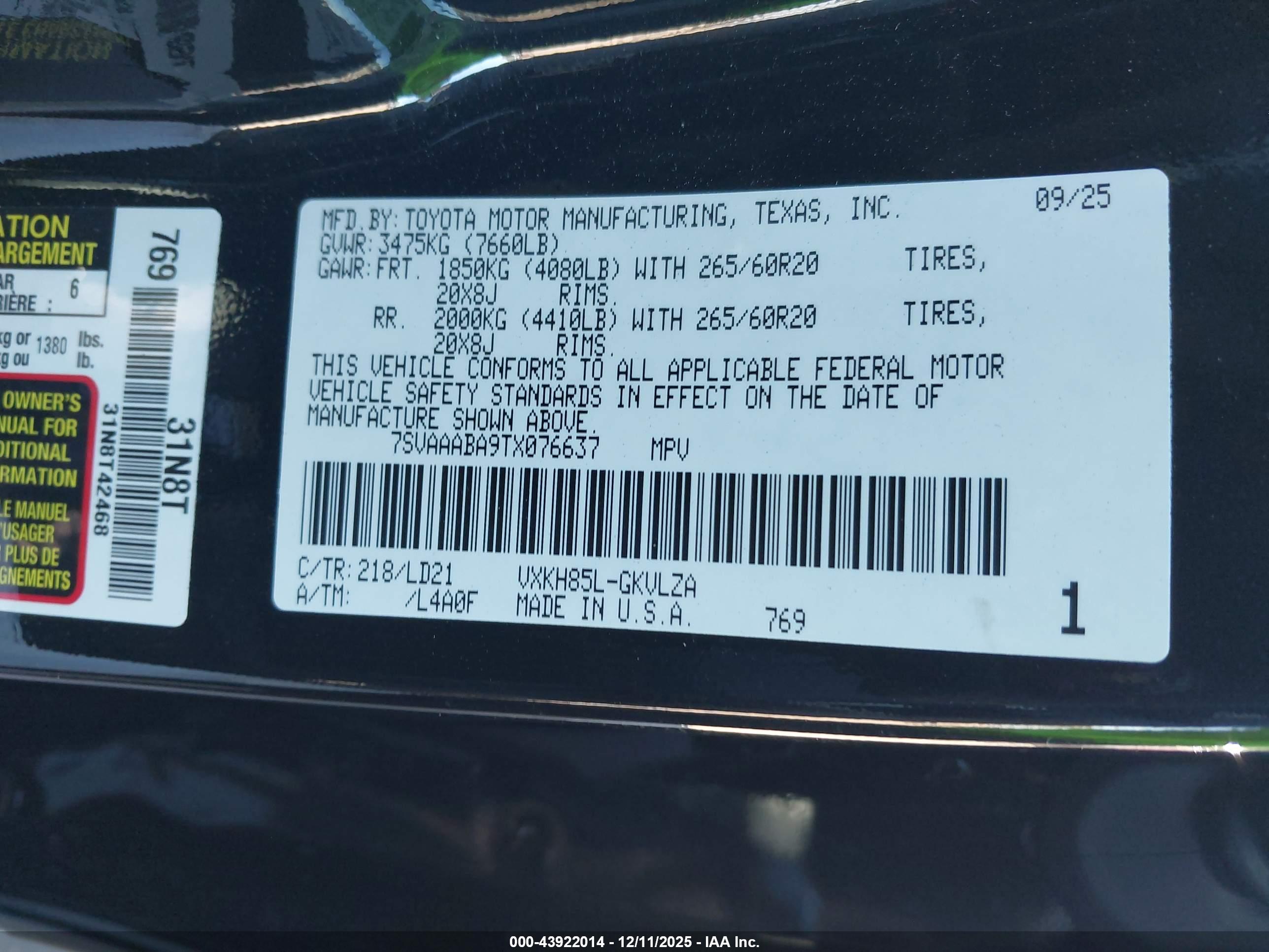 TOYOTA SEQUOIA image 9
