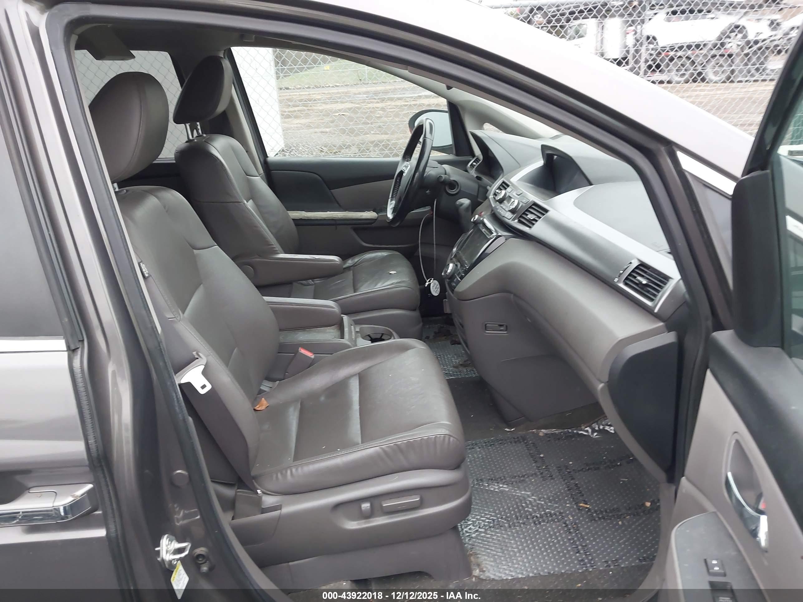 HONDA ODYSSEY image 5