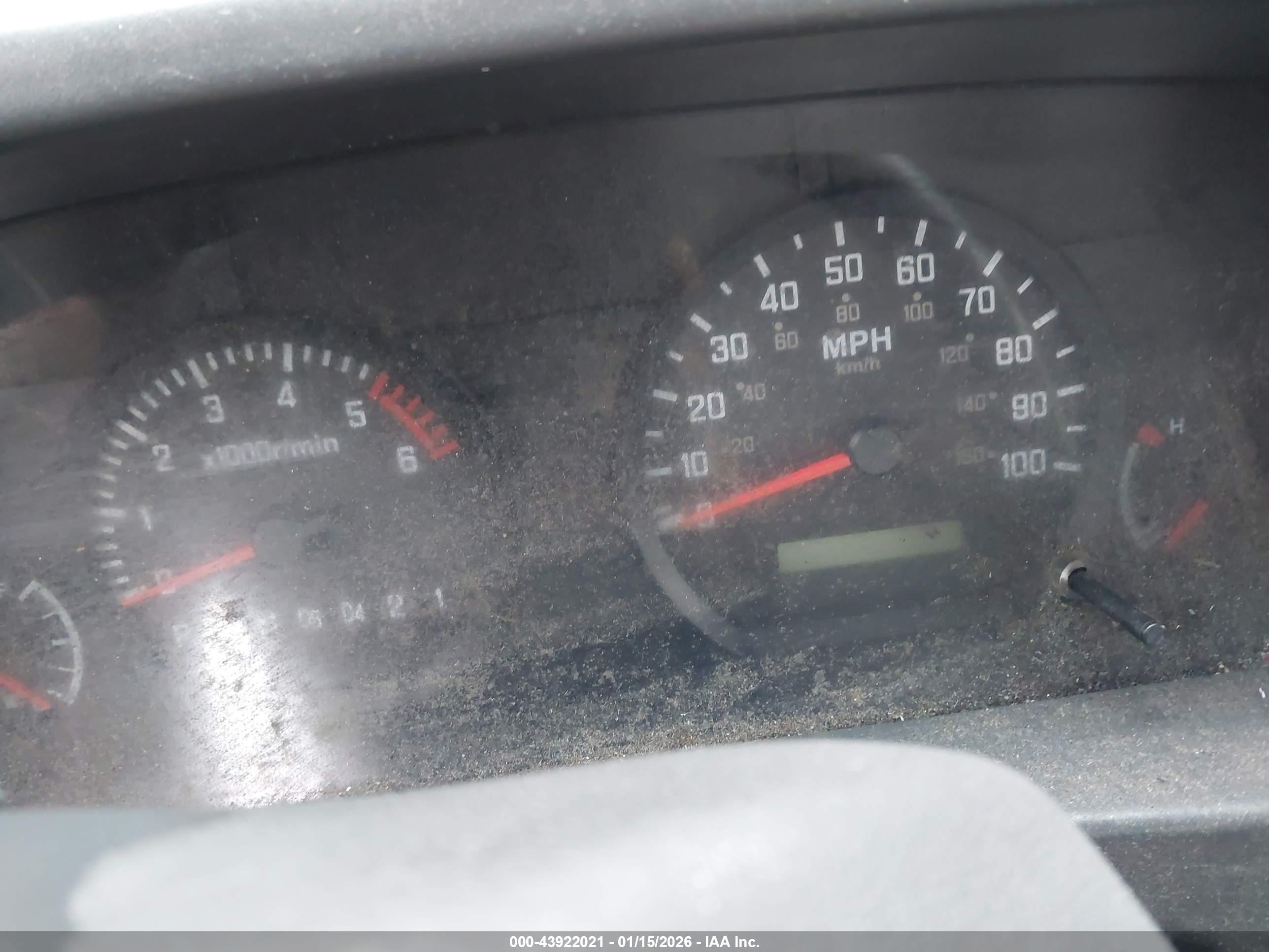 ISUZU NPR image 6