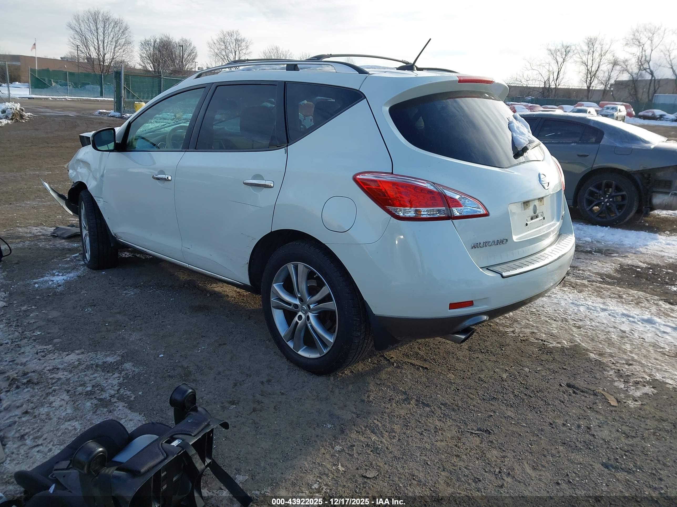 NISSAN MURANO image 3