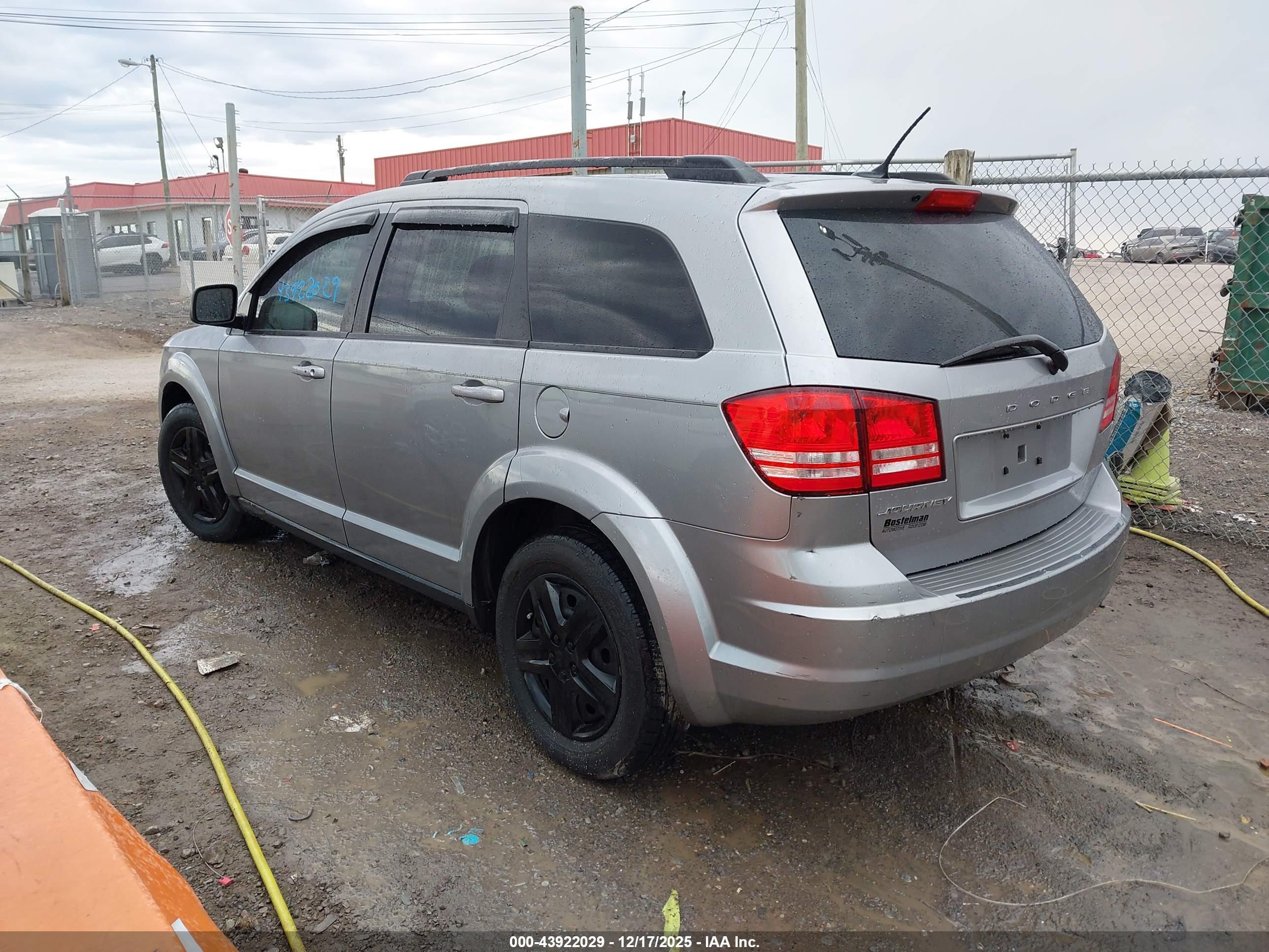 DODGE JOURNEY image 3