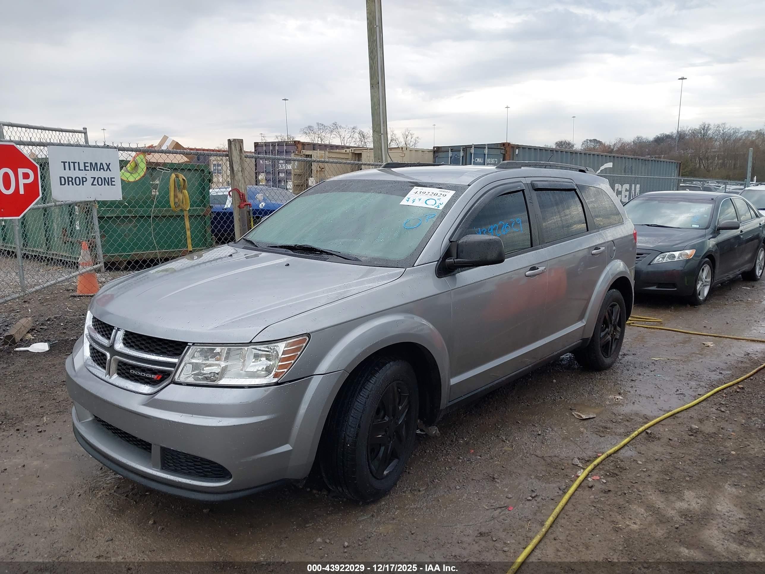 DODGE JOURNEY image 6