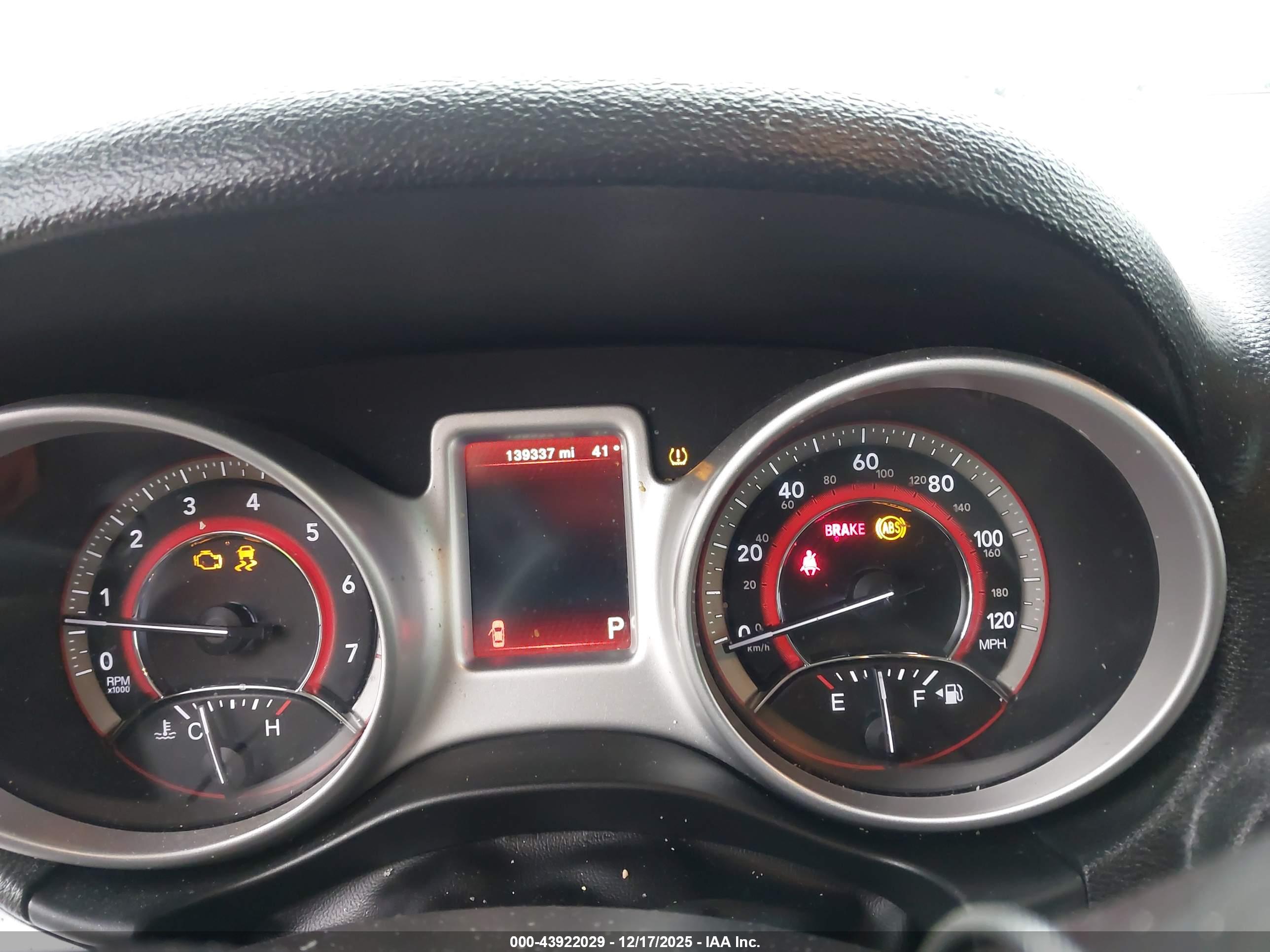 DODGE JOURNEY image 7