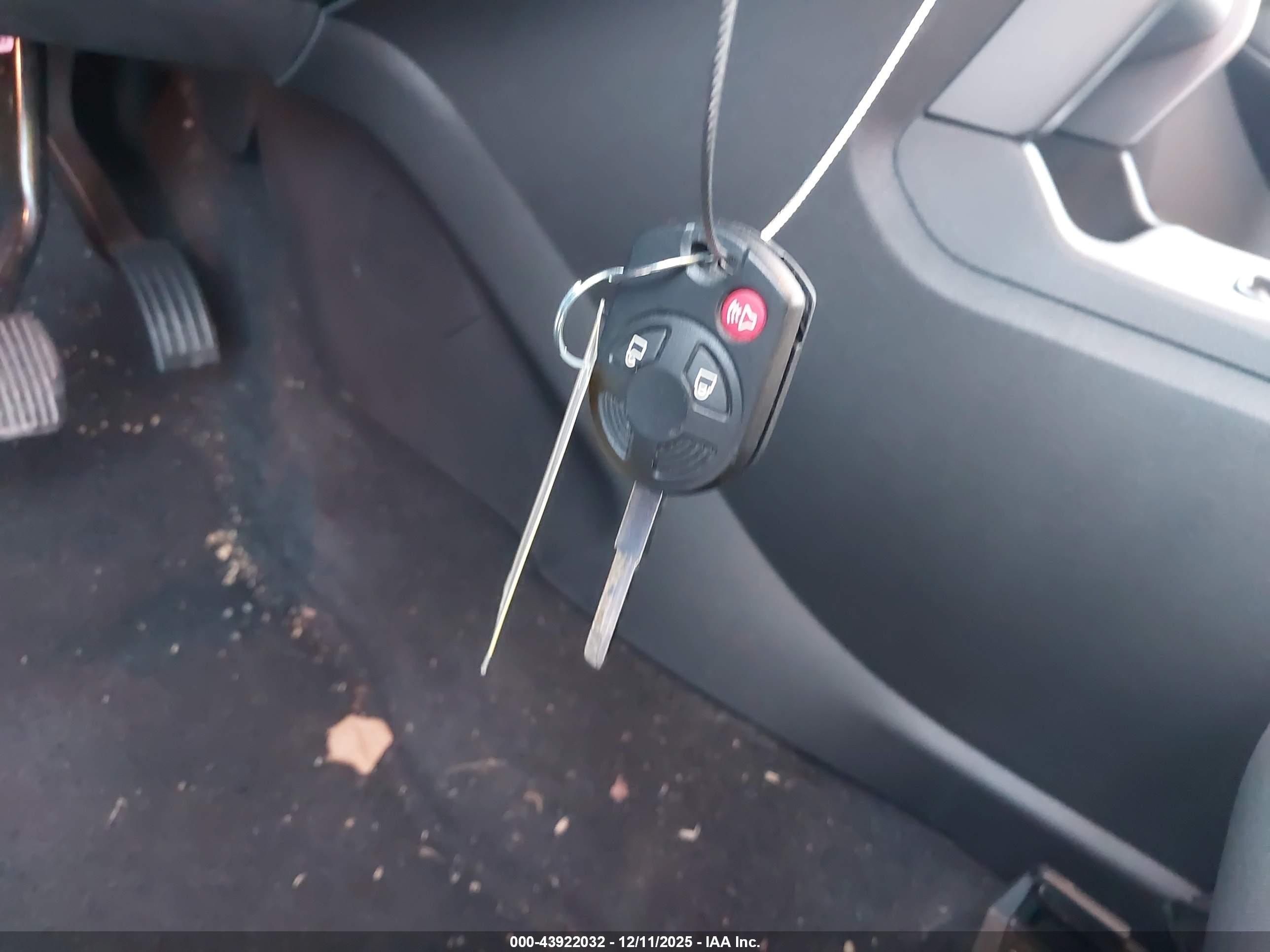 FORD ESCAPE image 11