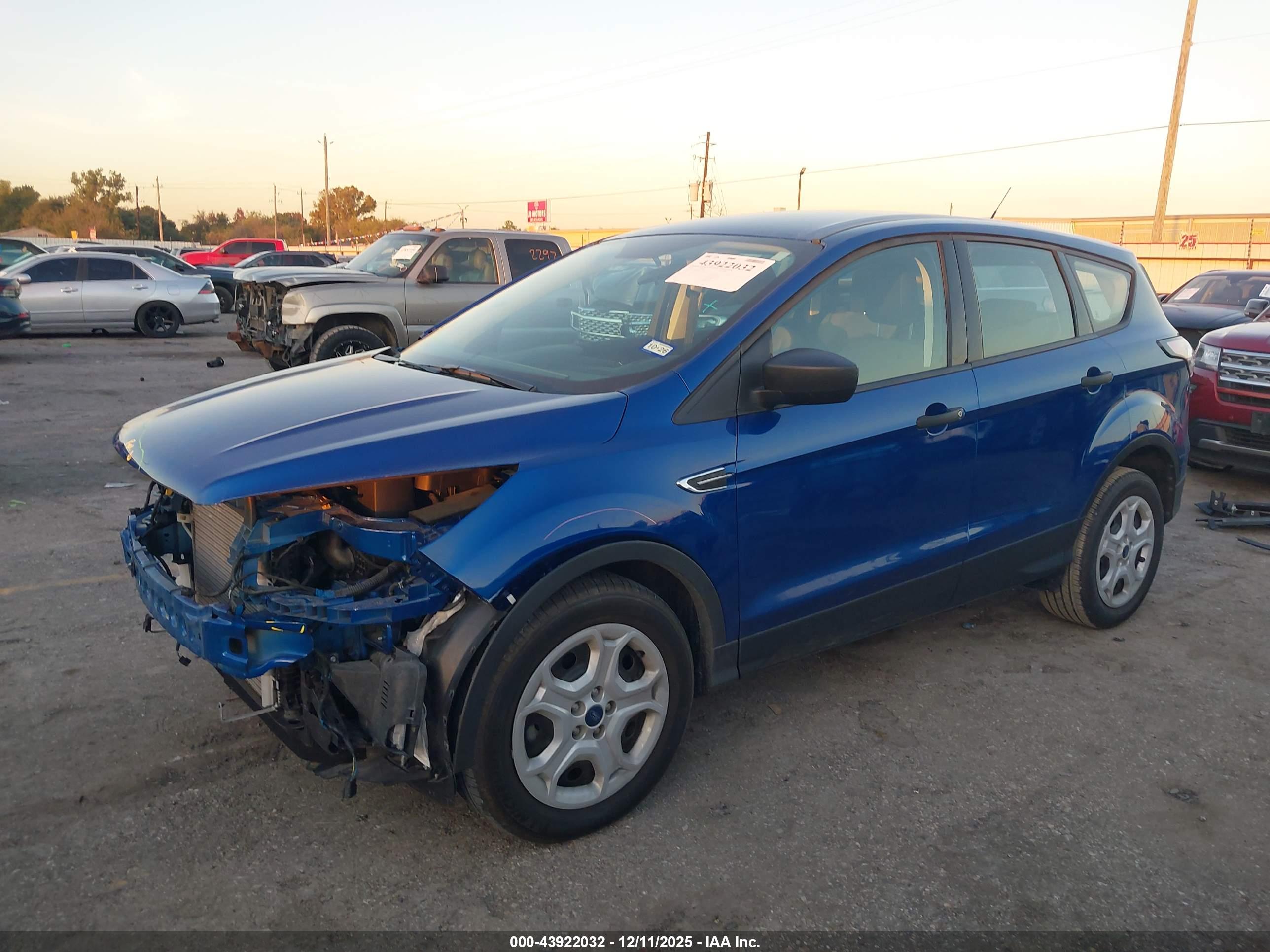 FORD ESCAPE image 6