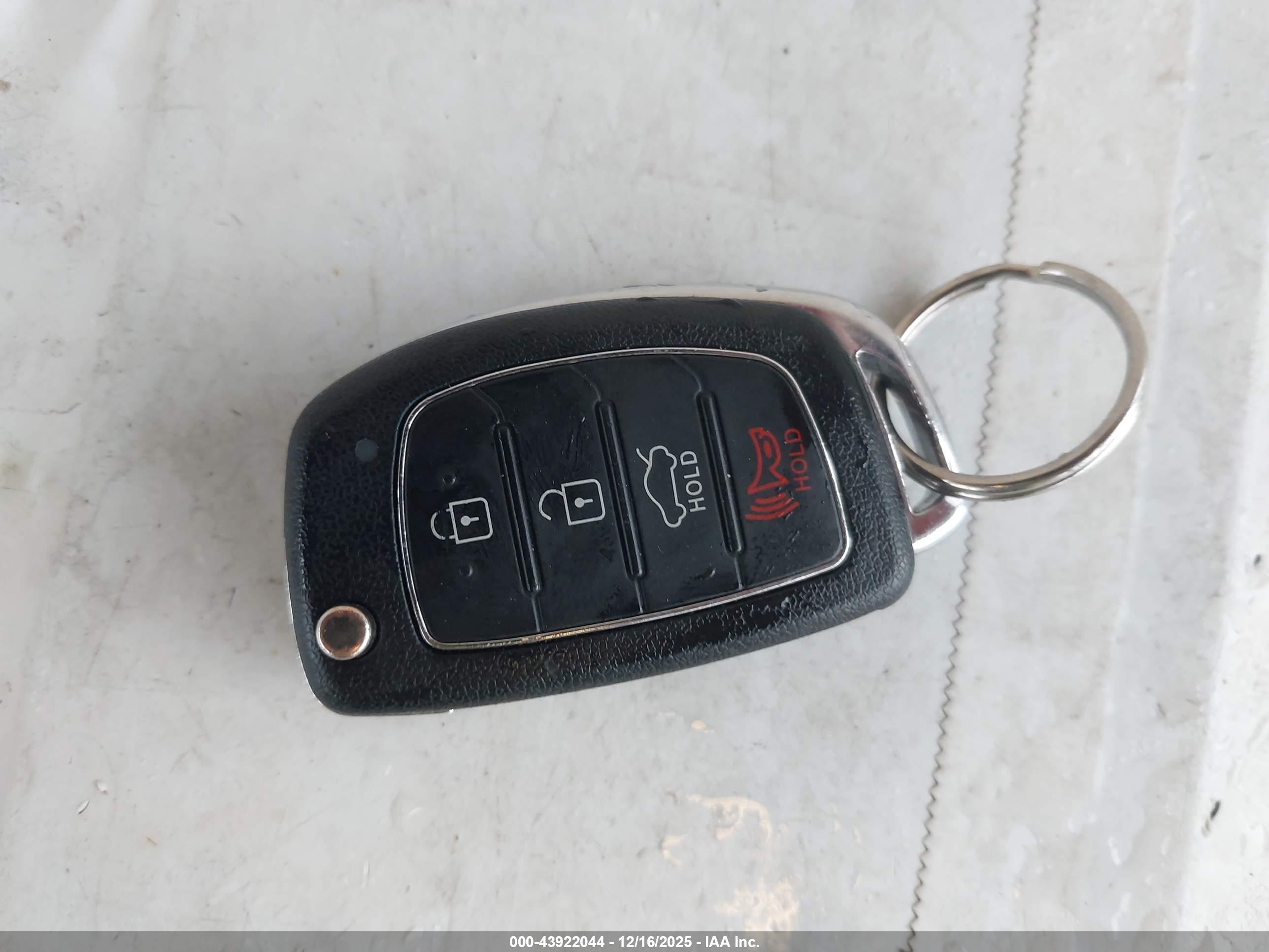 HYUNDAI SONATA image 11