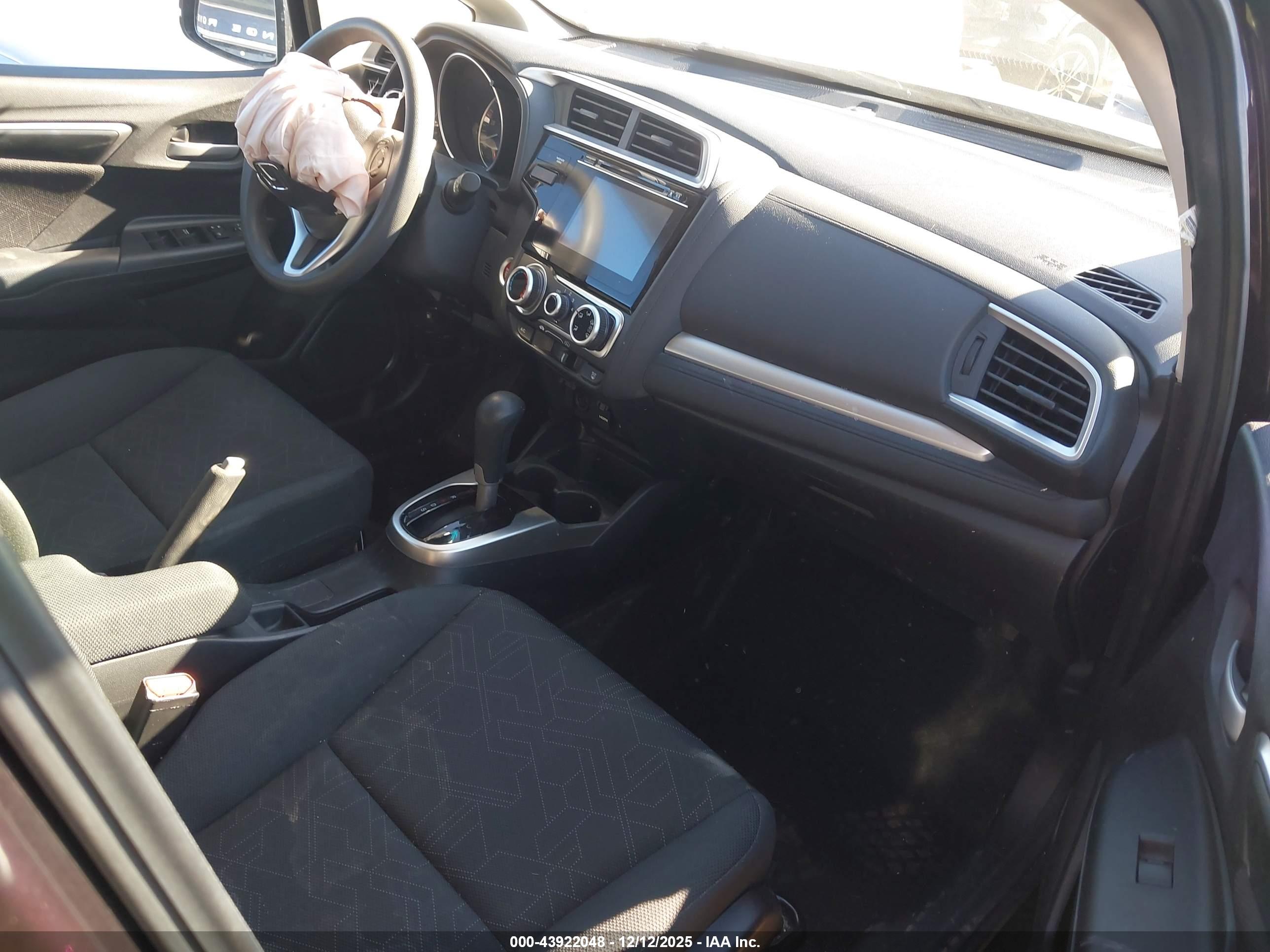 HONDA FIT image 5