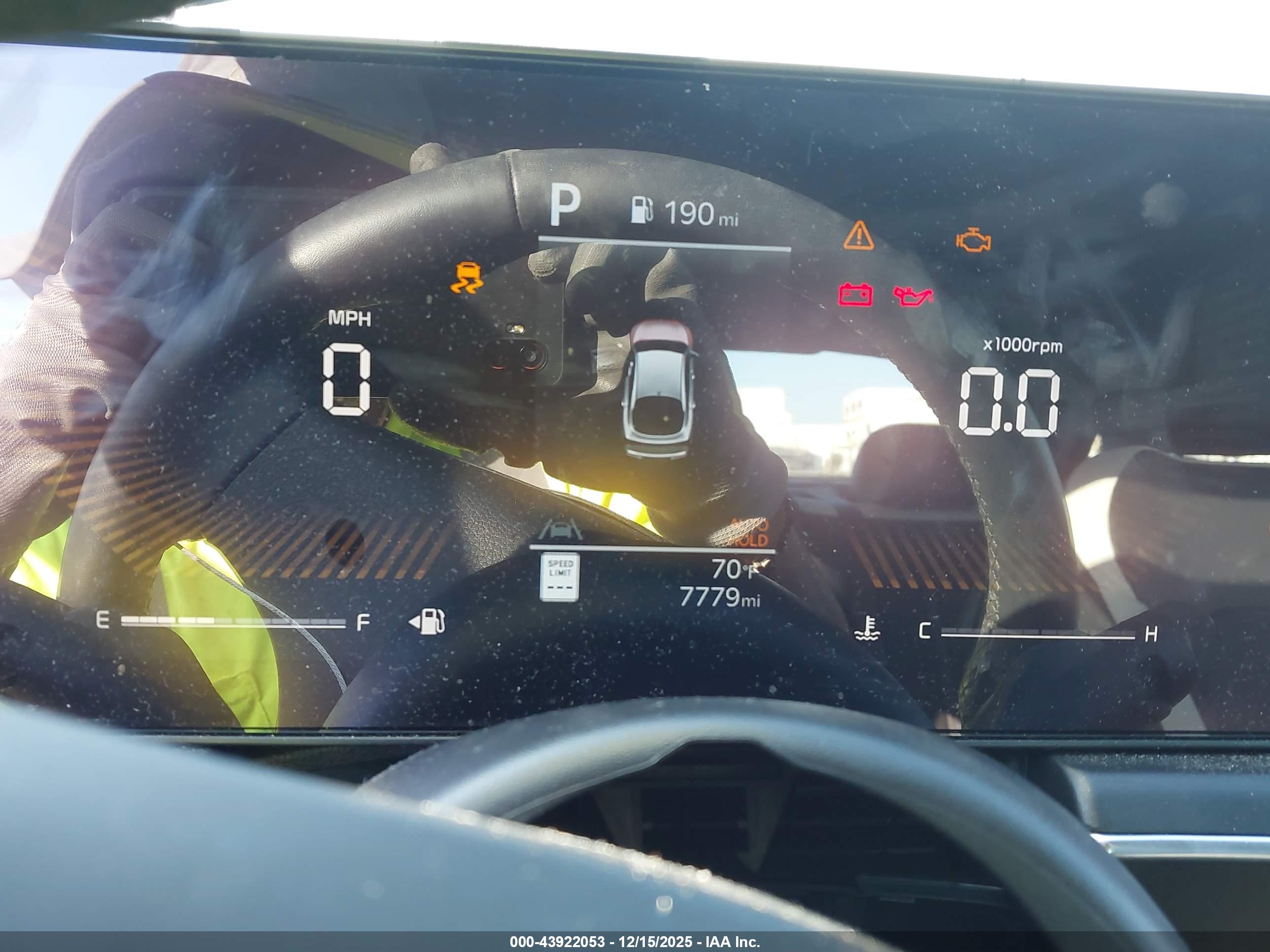 KIA K5 image 7