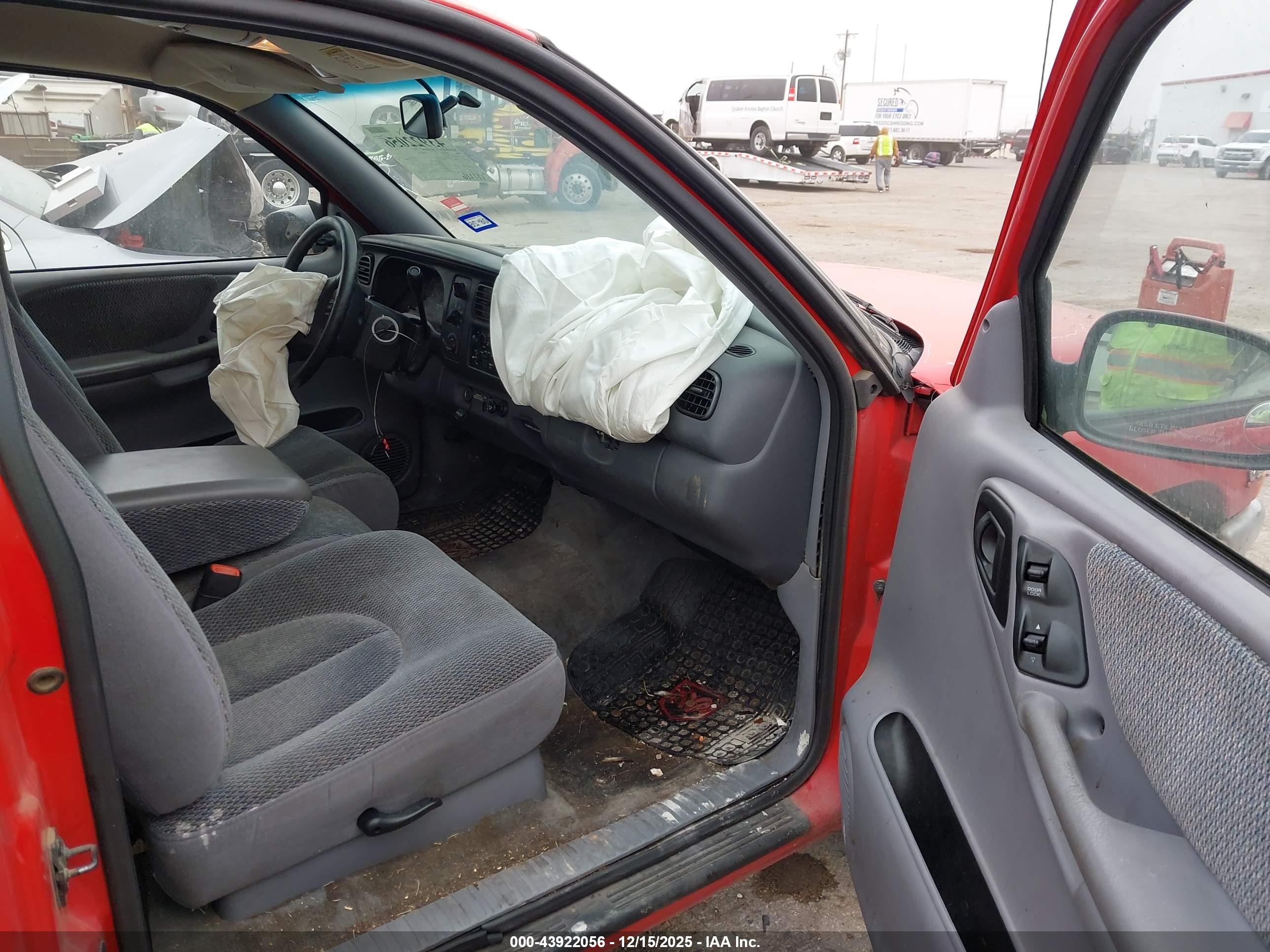 DODGE DAKOTA image 5