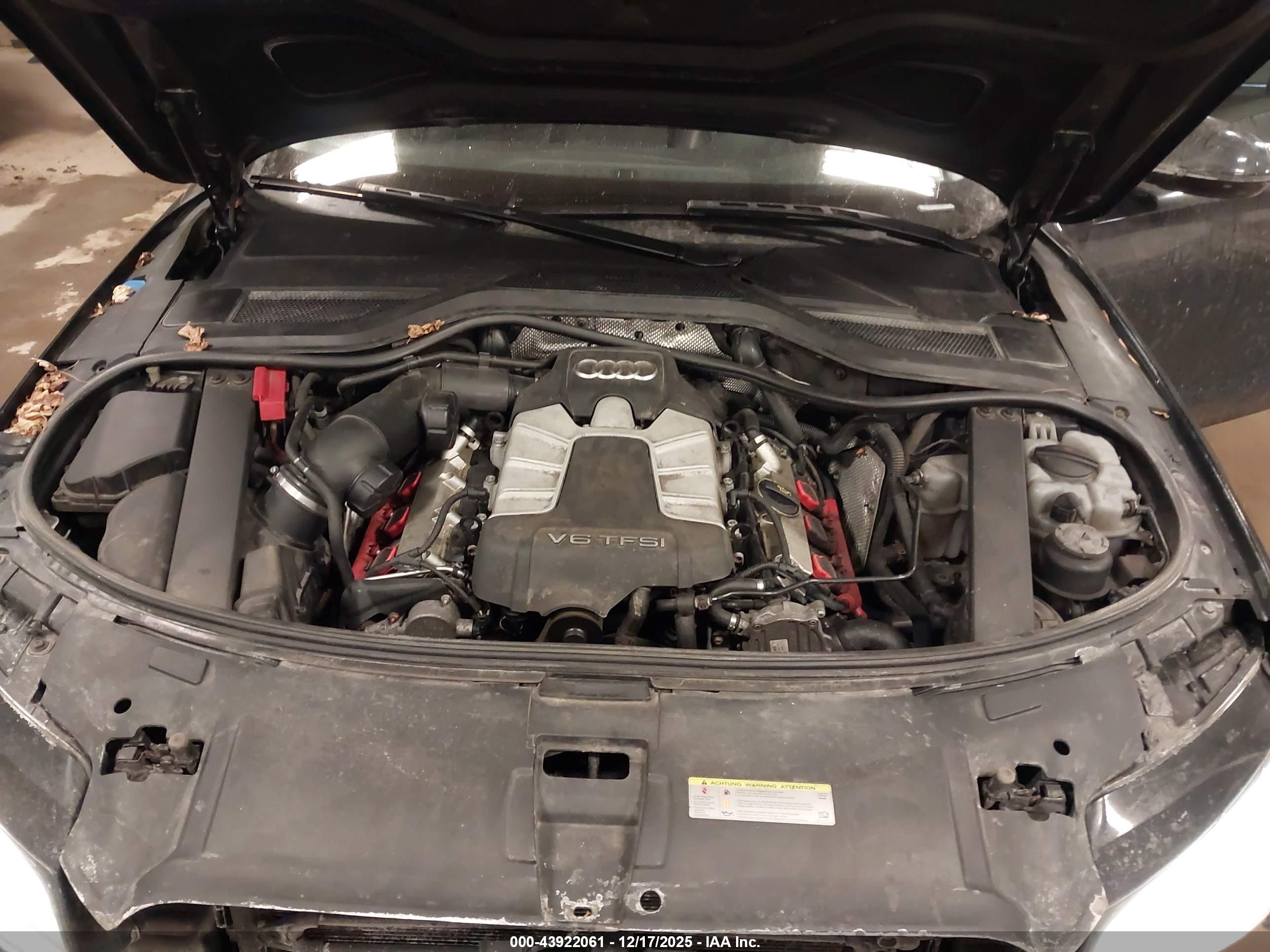 AUDI A8 image 10