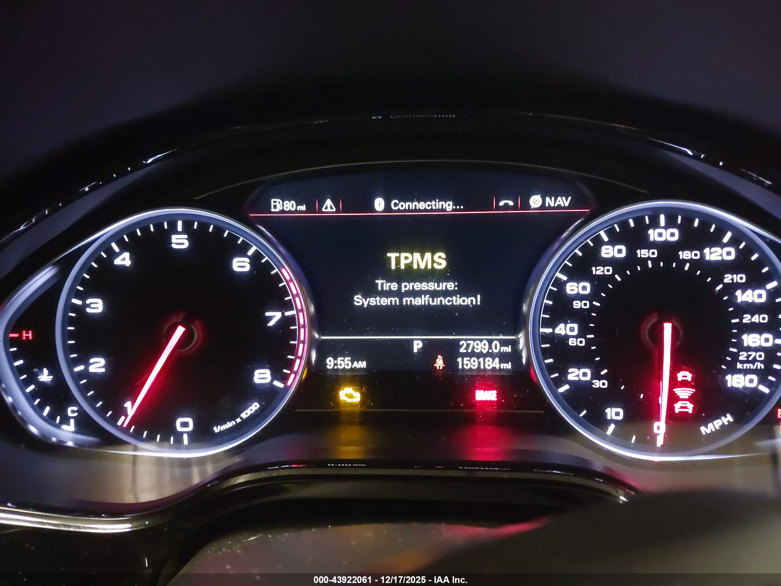 AUDI A8 image 7