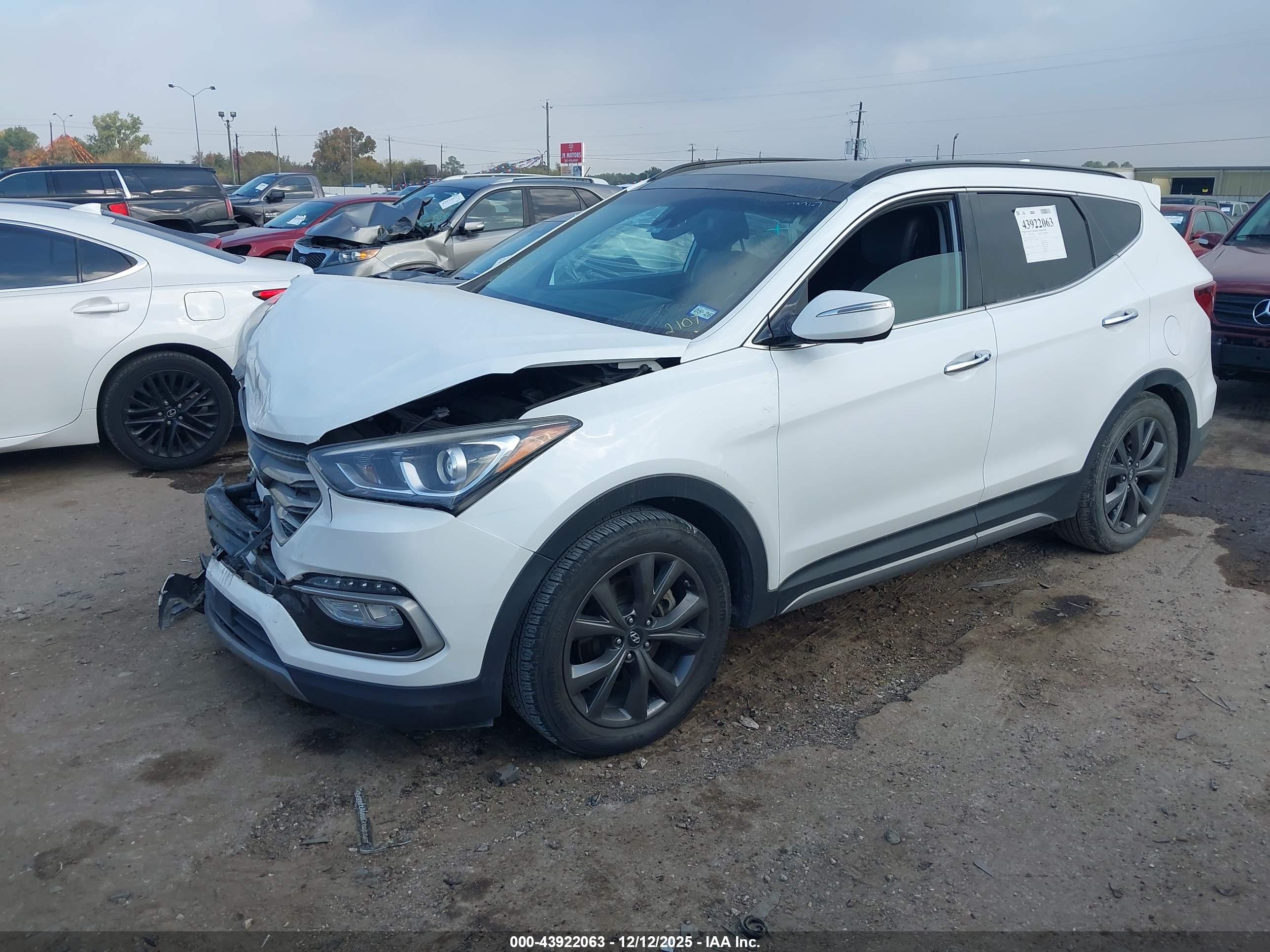 HYUNDAI SANTA image 2