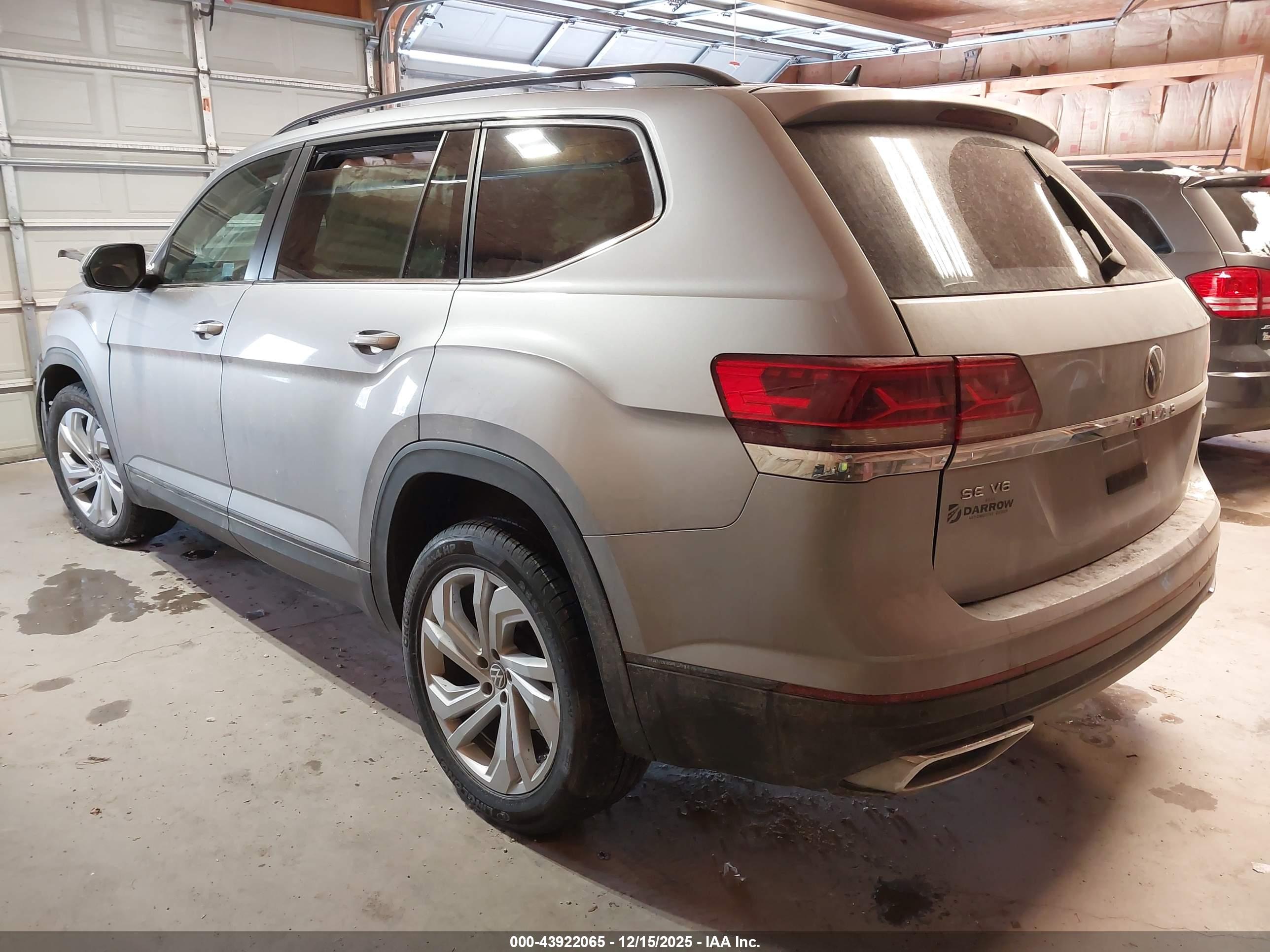 VOLKSWAGEN ATLAS image 3