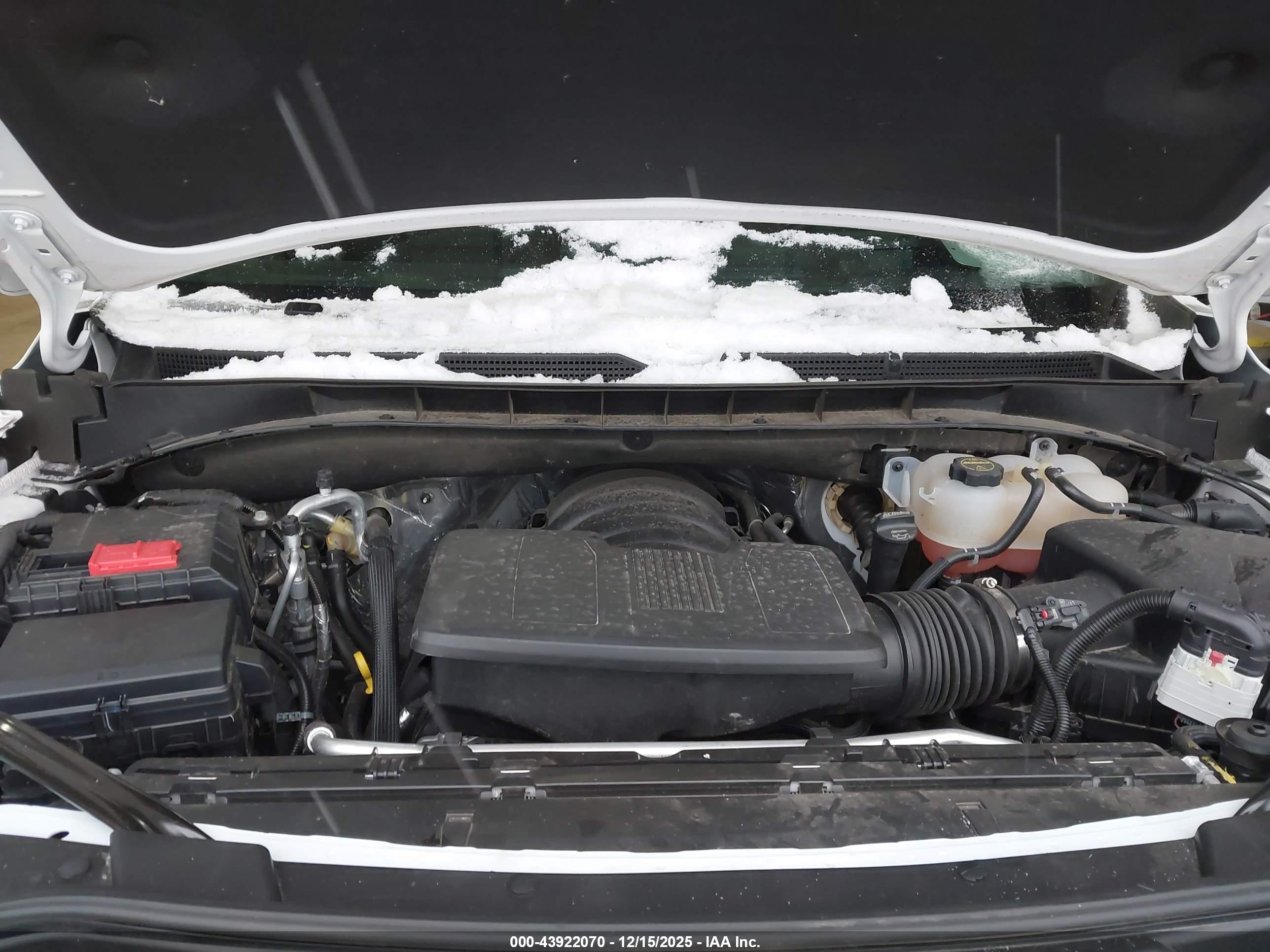 GMC YUKON image 10
