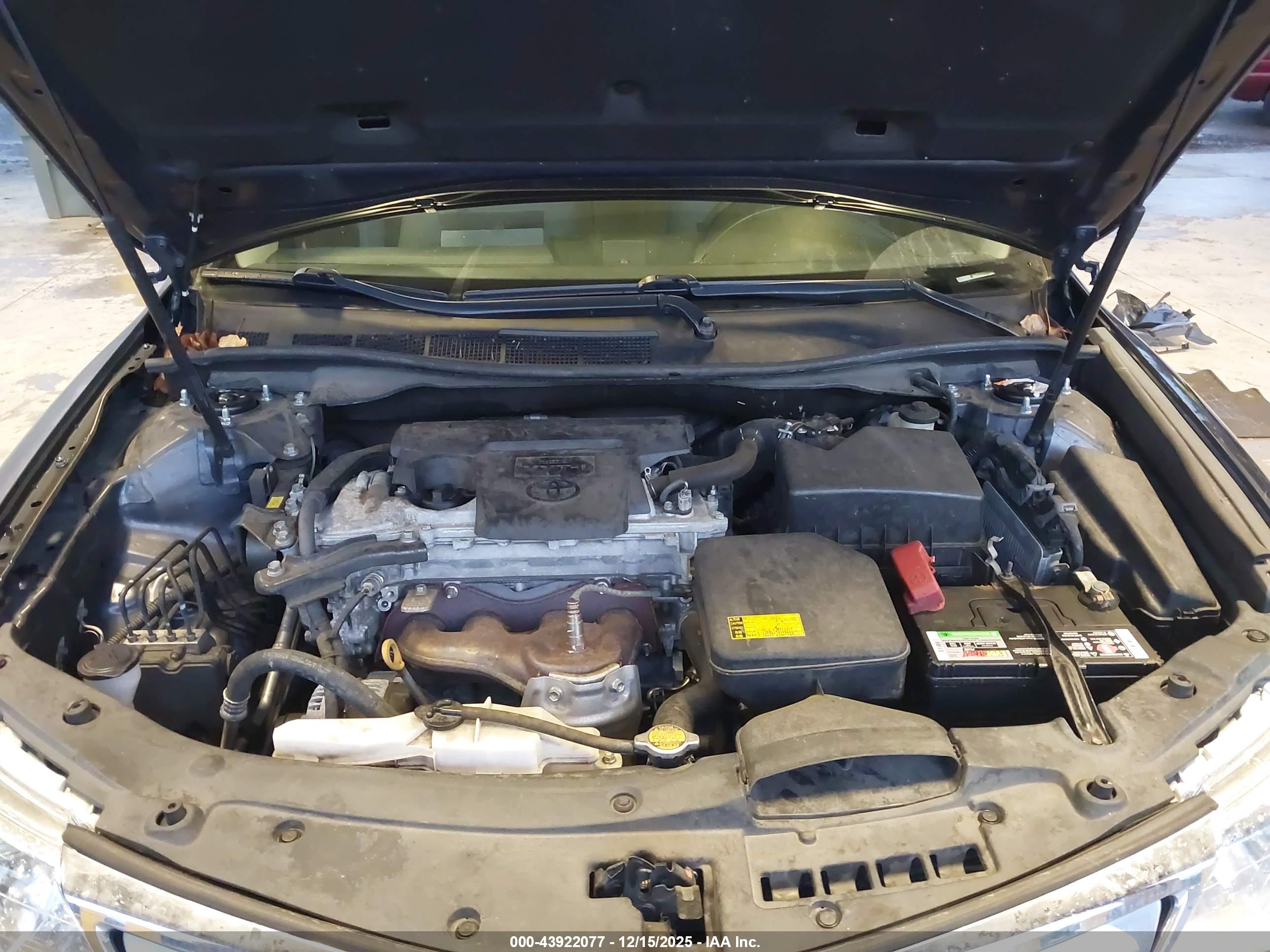 TOYOTA CAMRY image 10