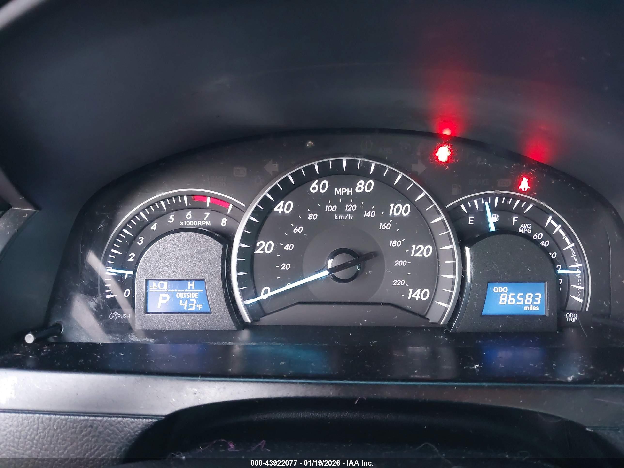 TOYOTA CAMRY image 7