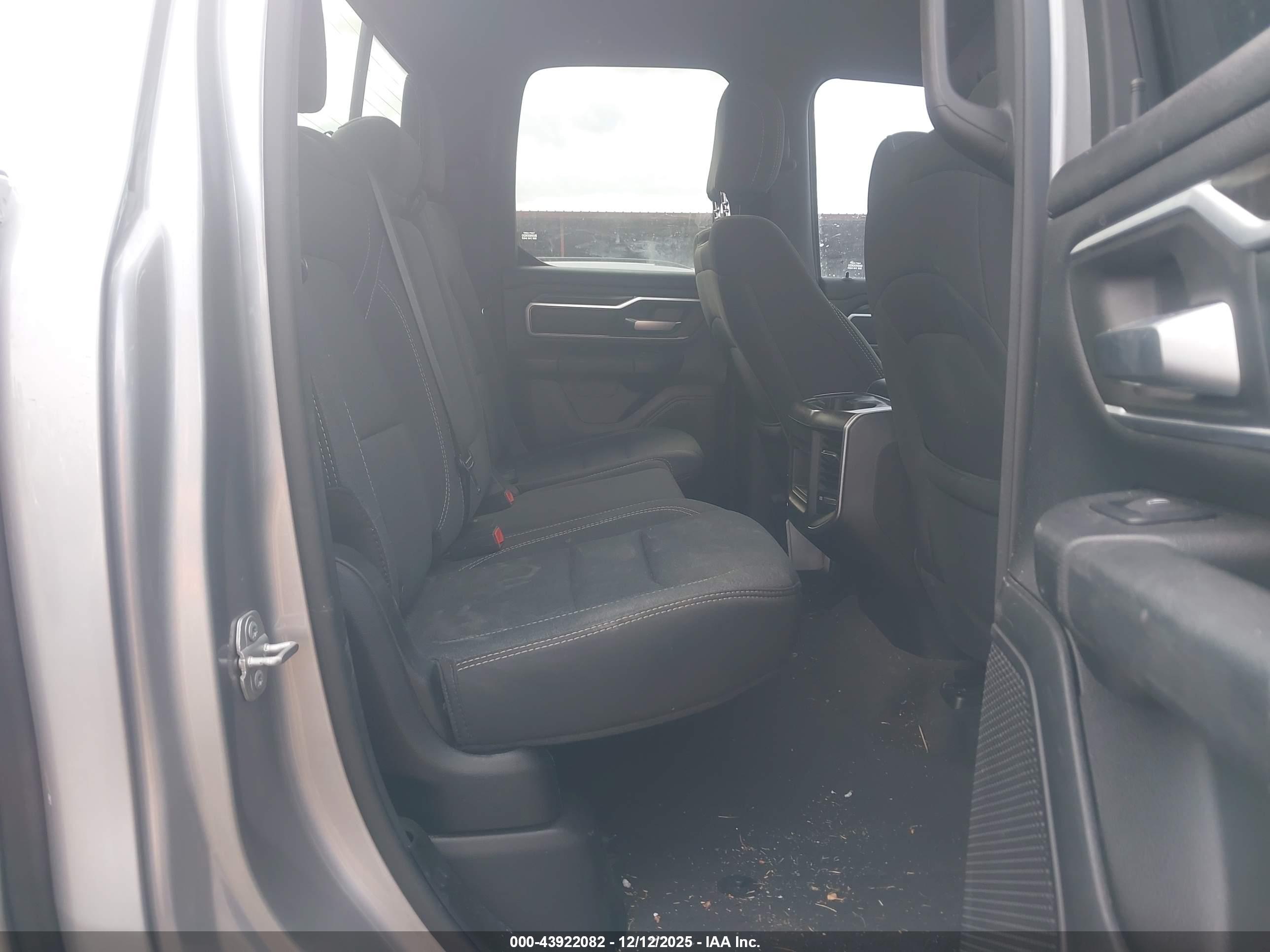 RAM 1500 image 8