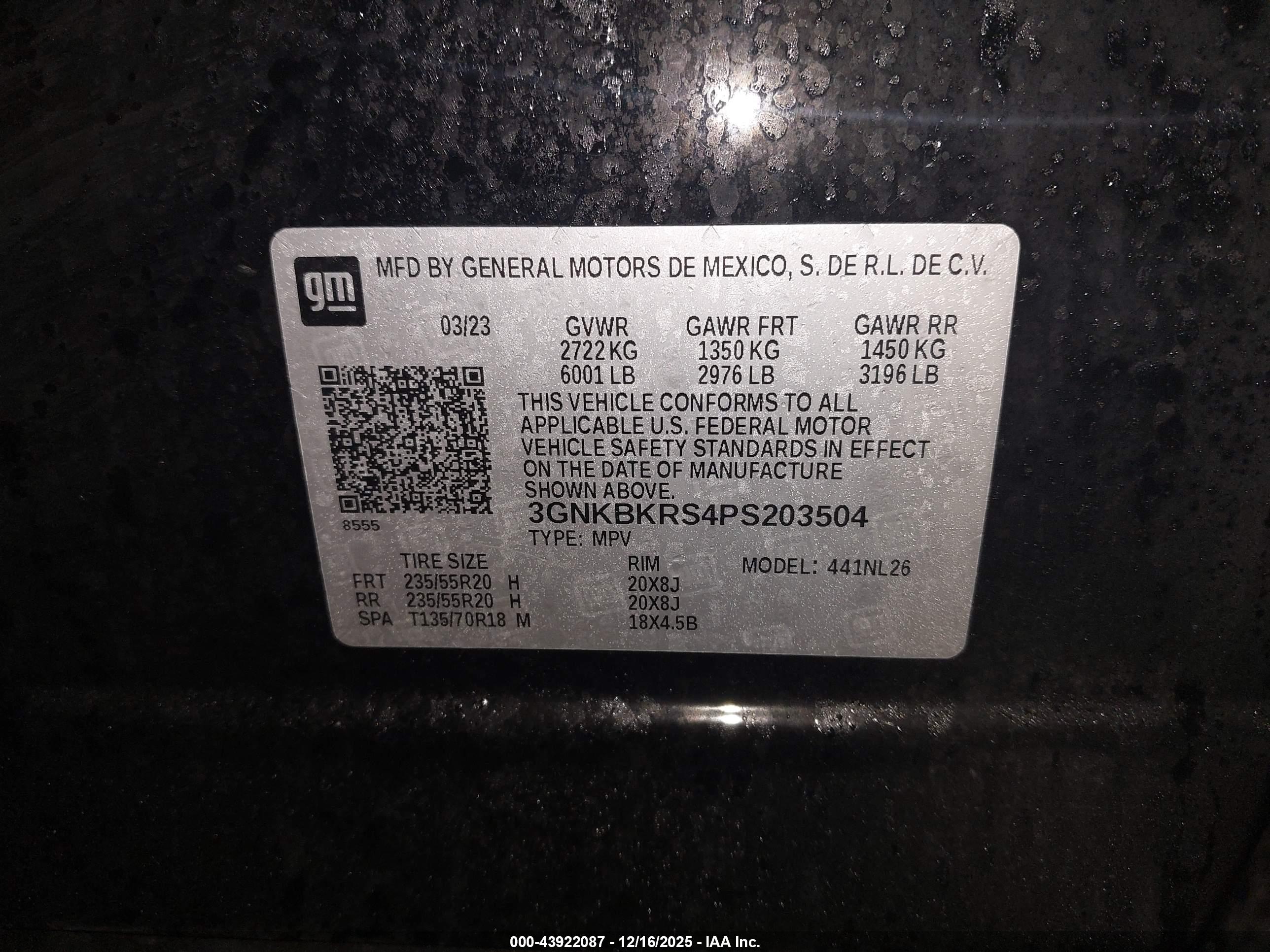 CHEVROLET BLAZER image 9