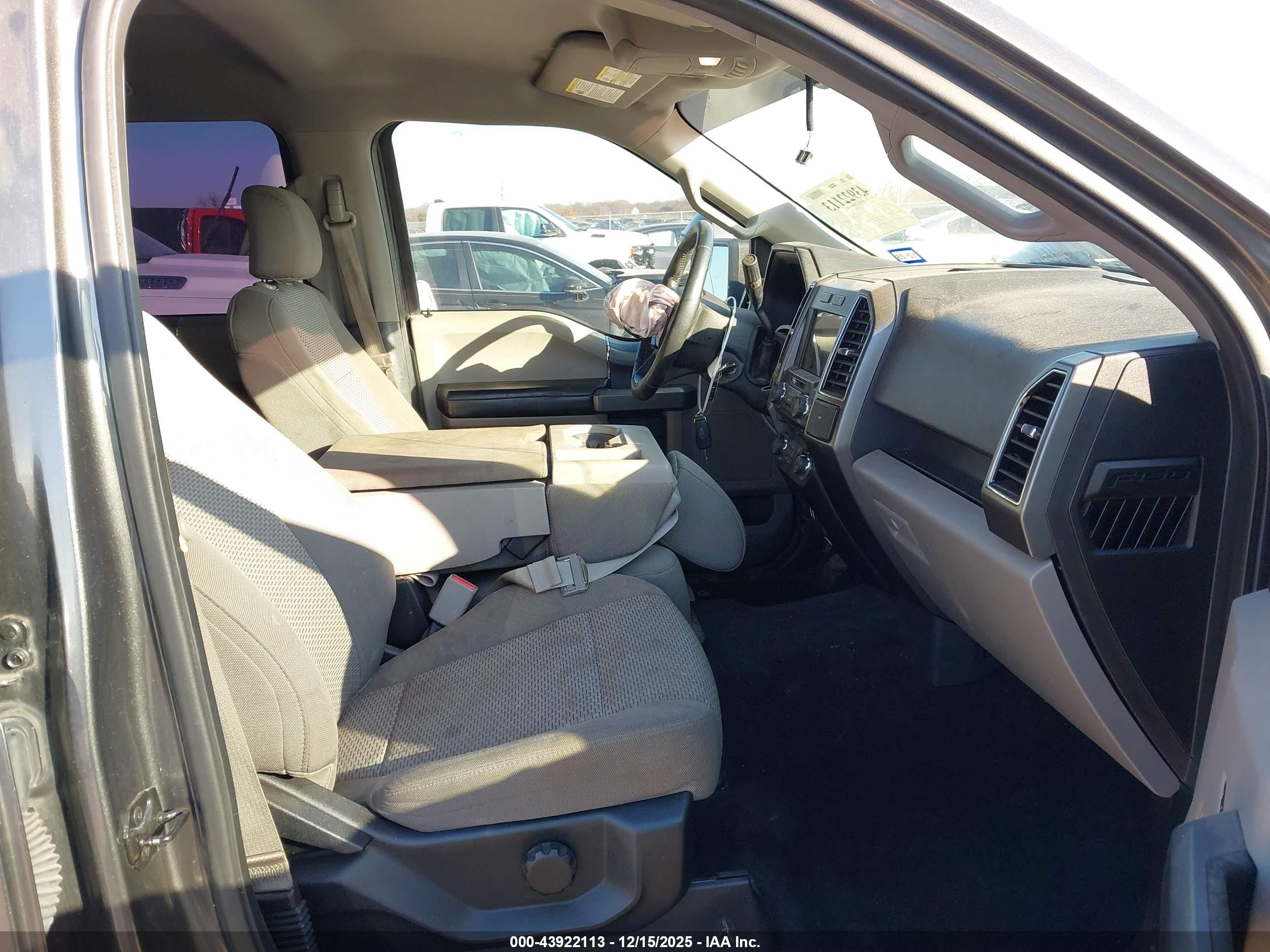 FORD F-150 image 5