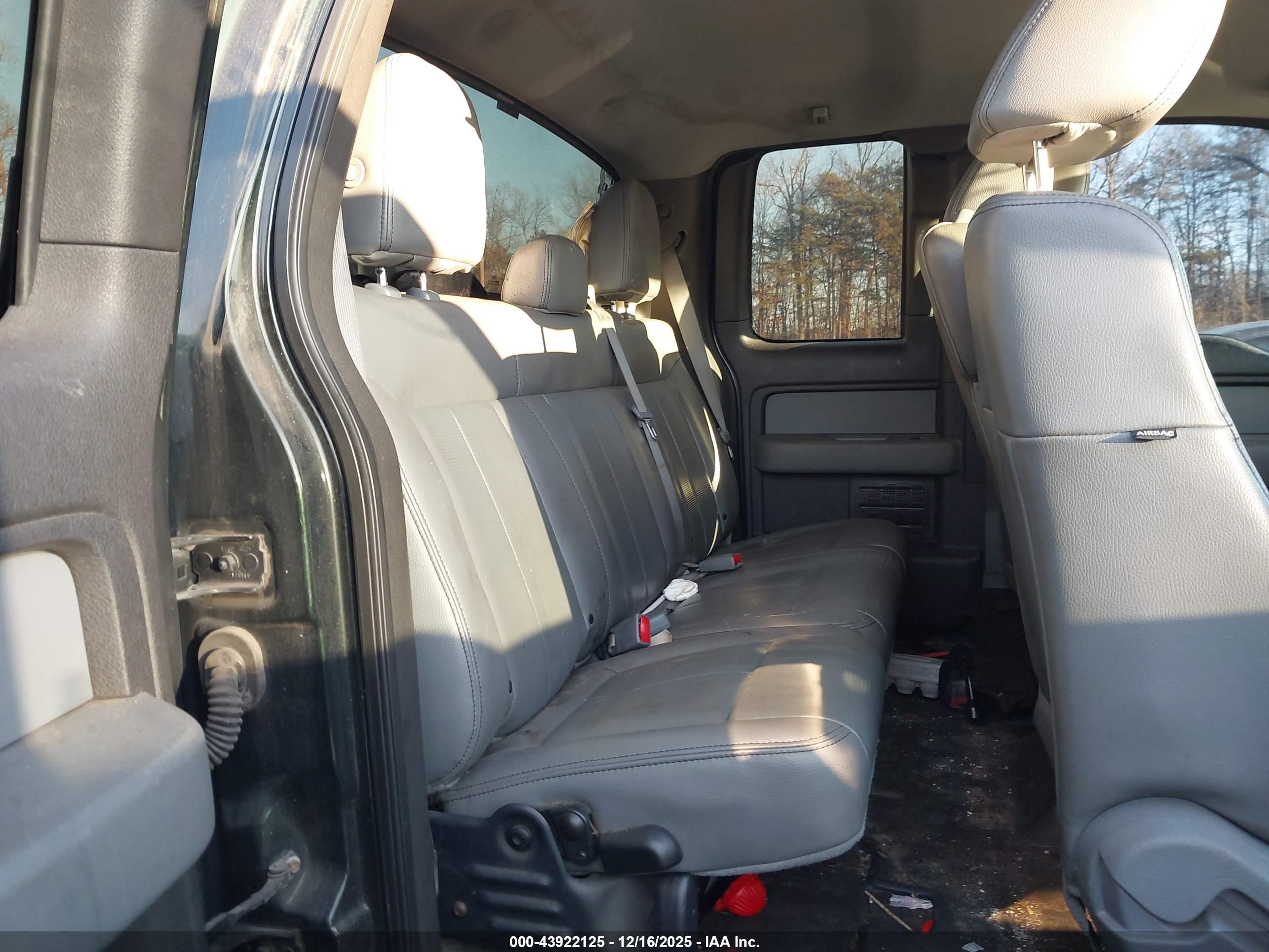 FORD F-150 image 8