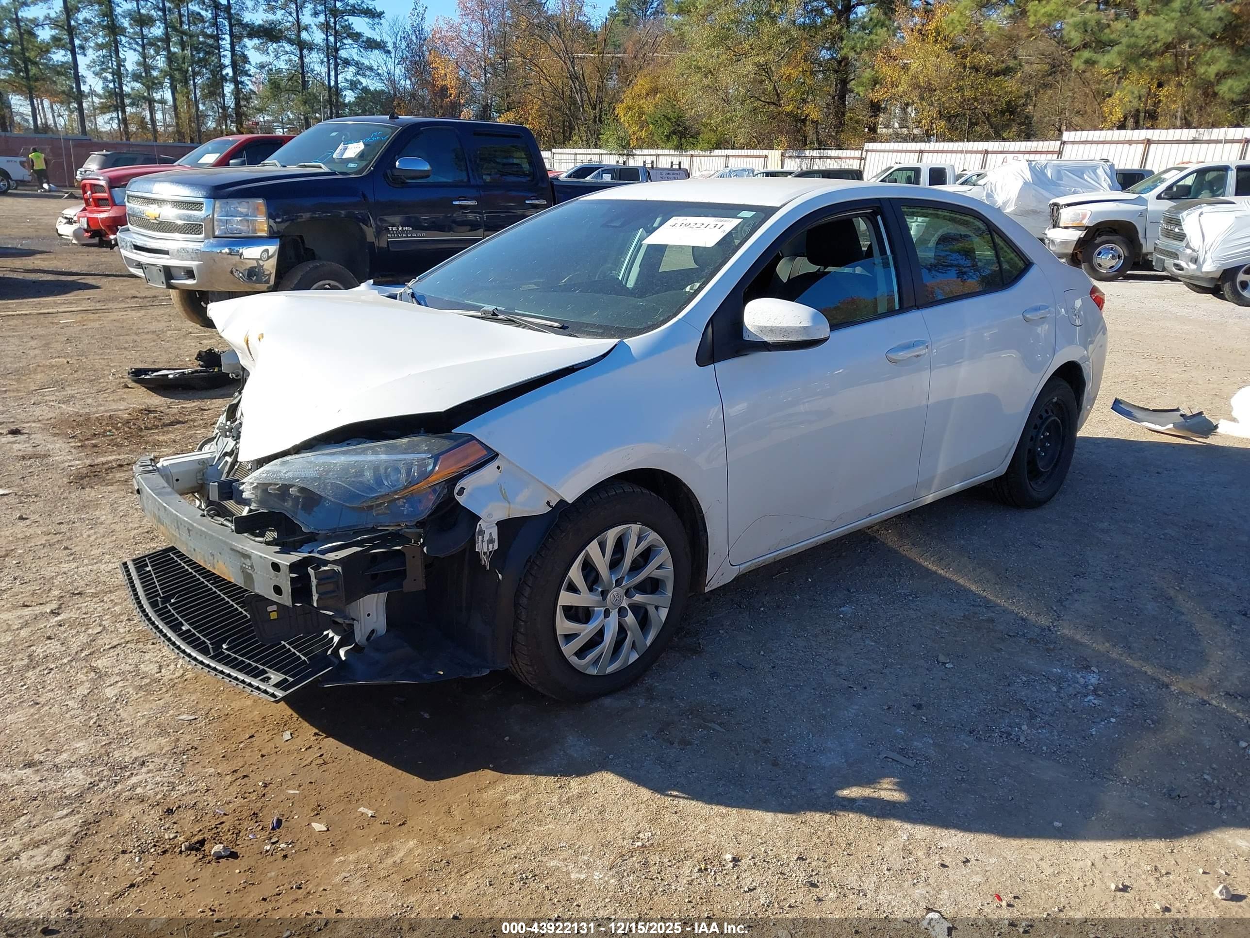 TOYOTA COROLLA image 2
