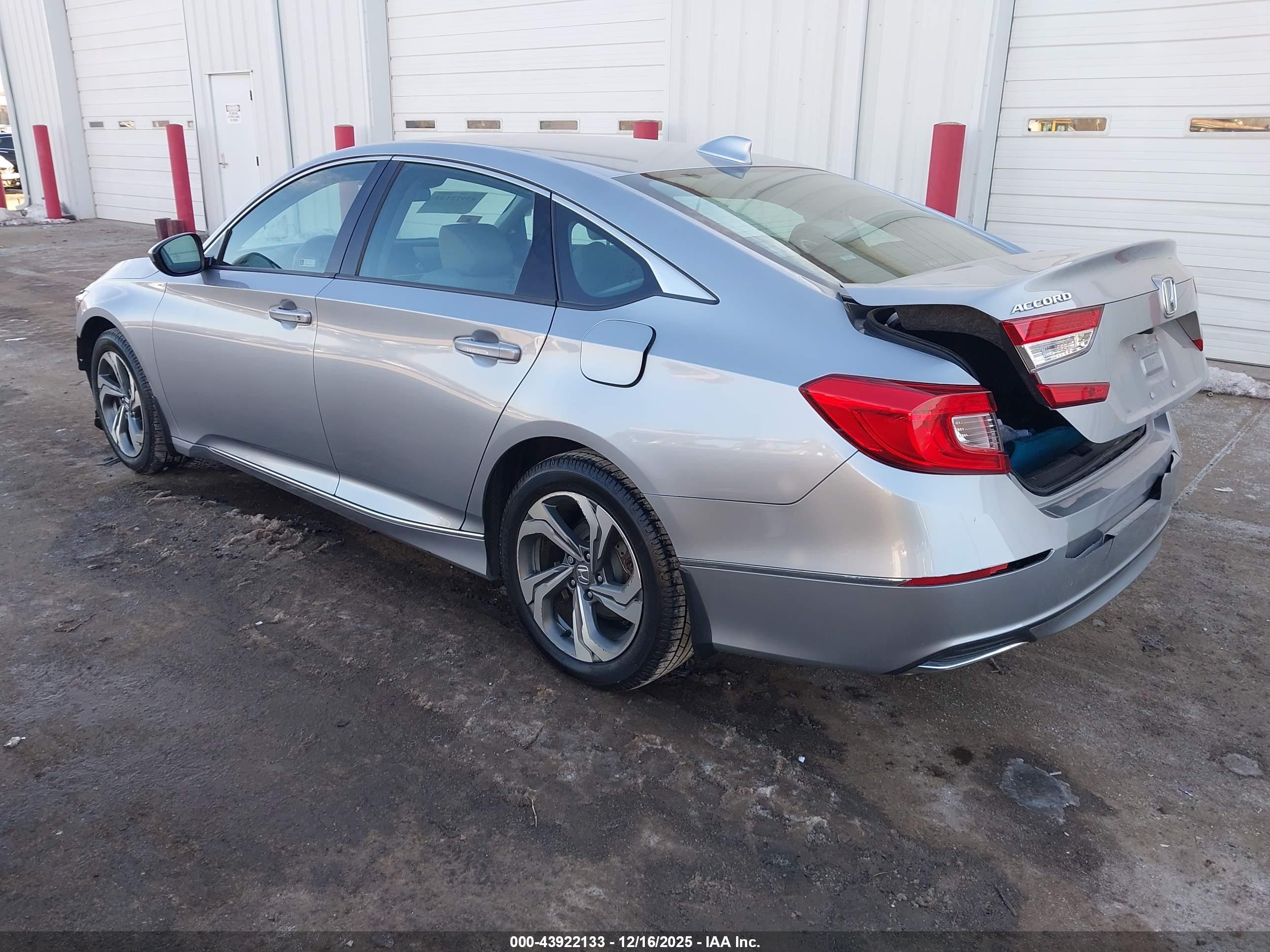 HONDA ACCORD image 3
