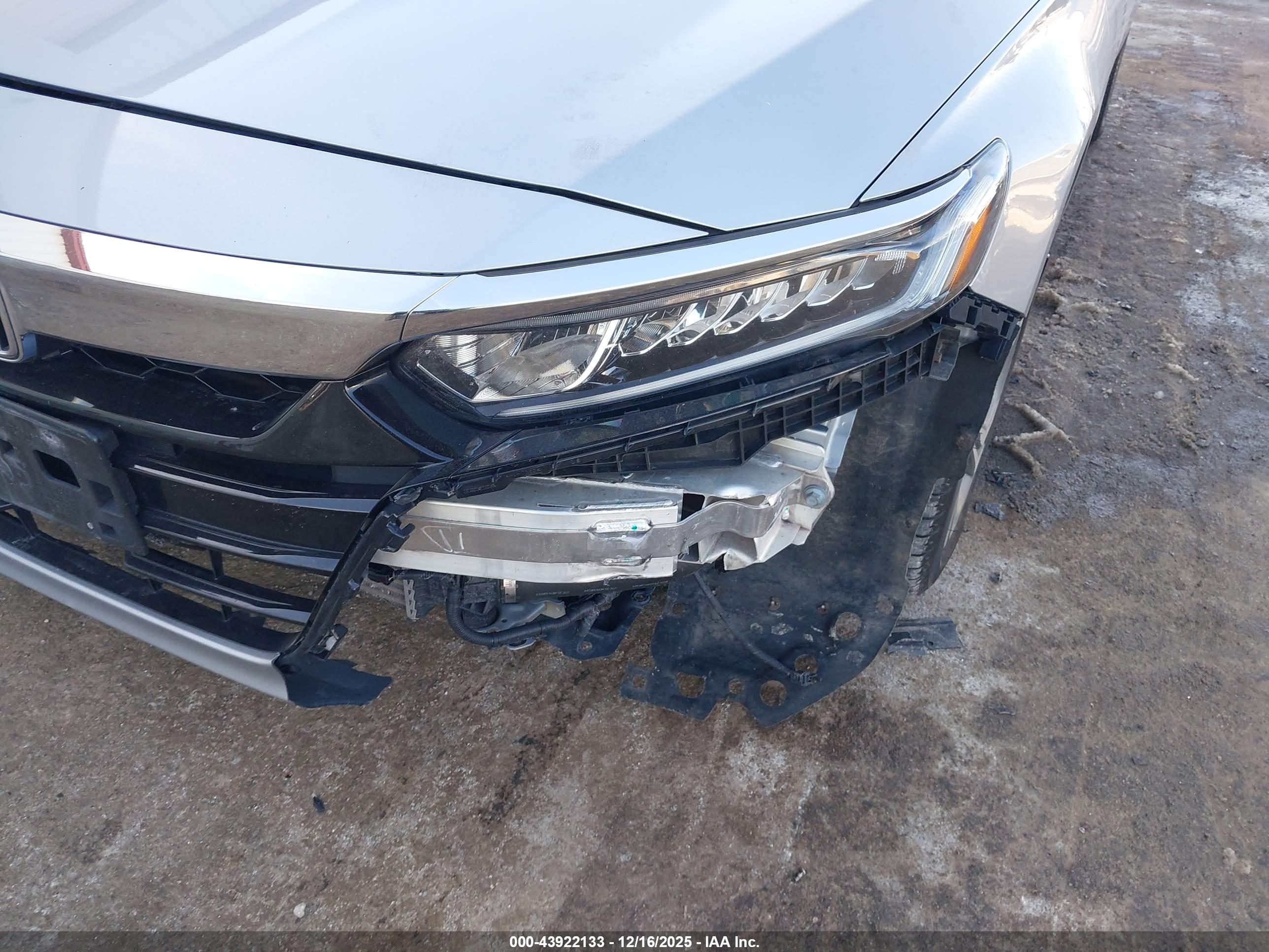 HONDA ACCORD image 6