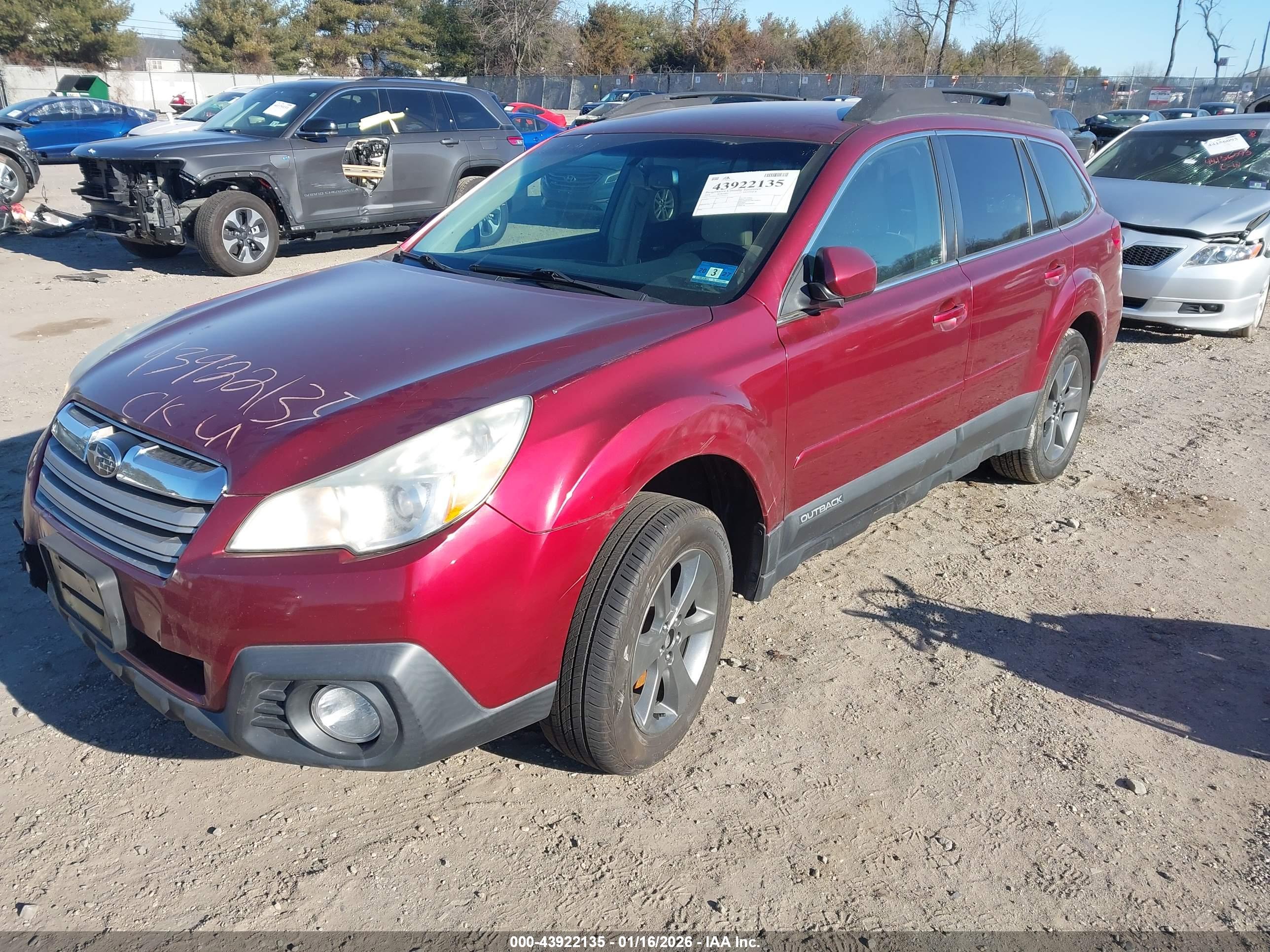 SUBARU OUTBACK image 2