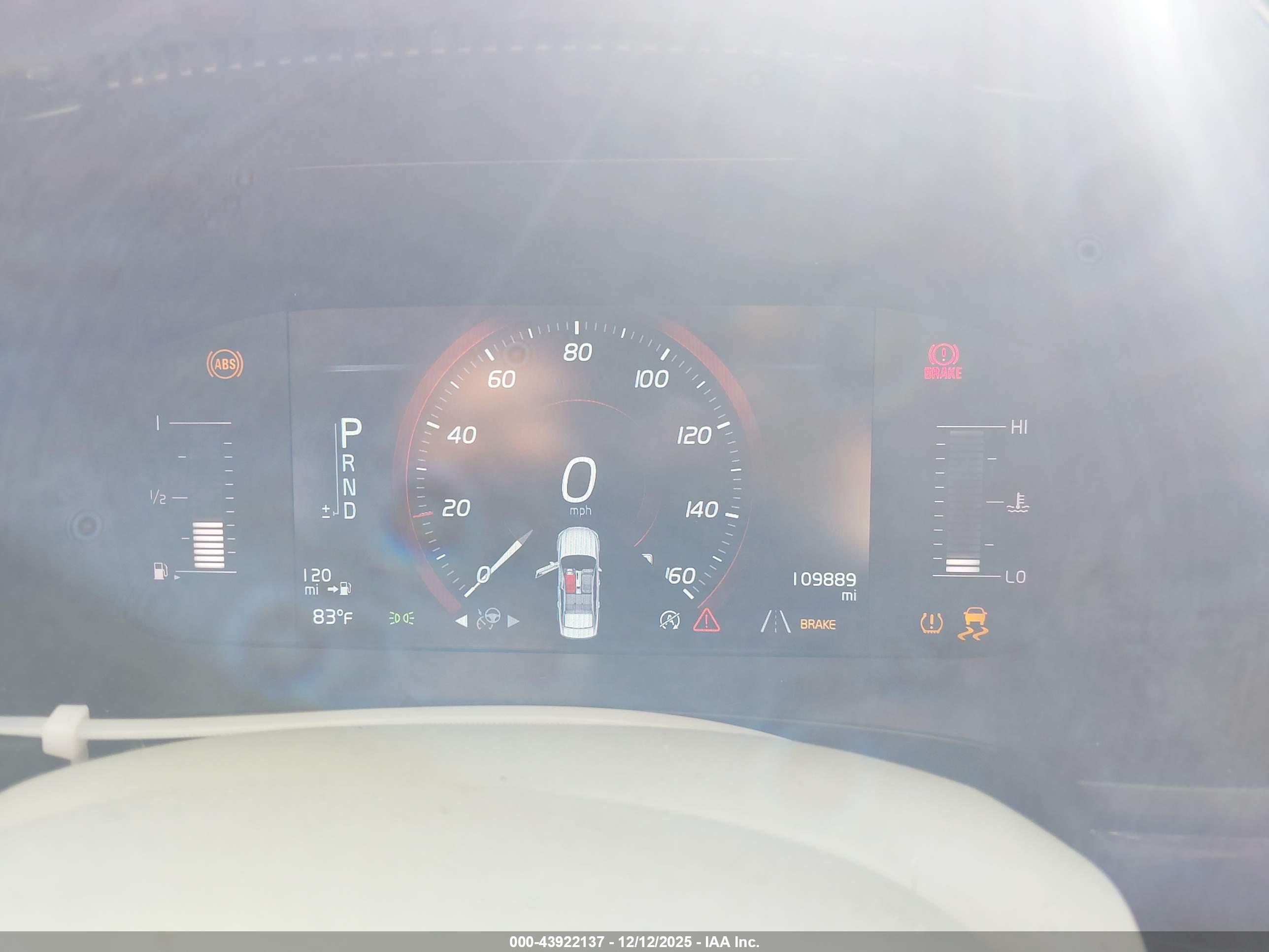 VOLVO S90 image 7