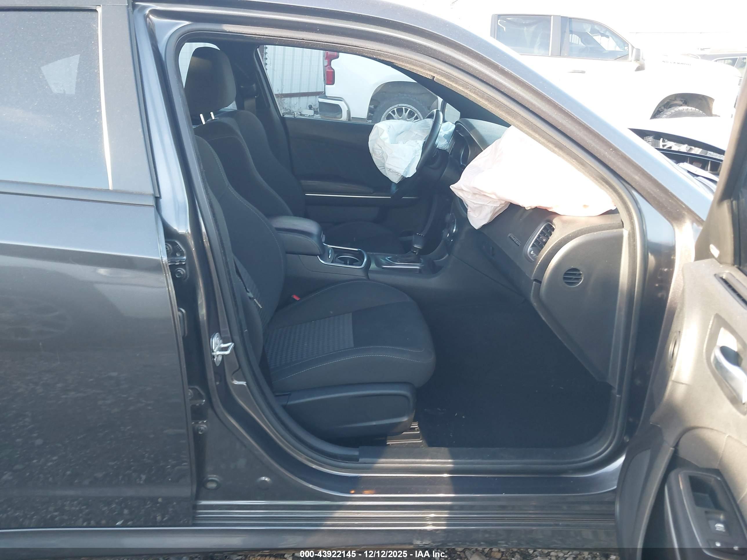 DODGE CHARGER image 5