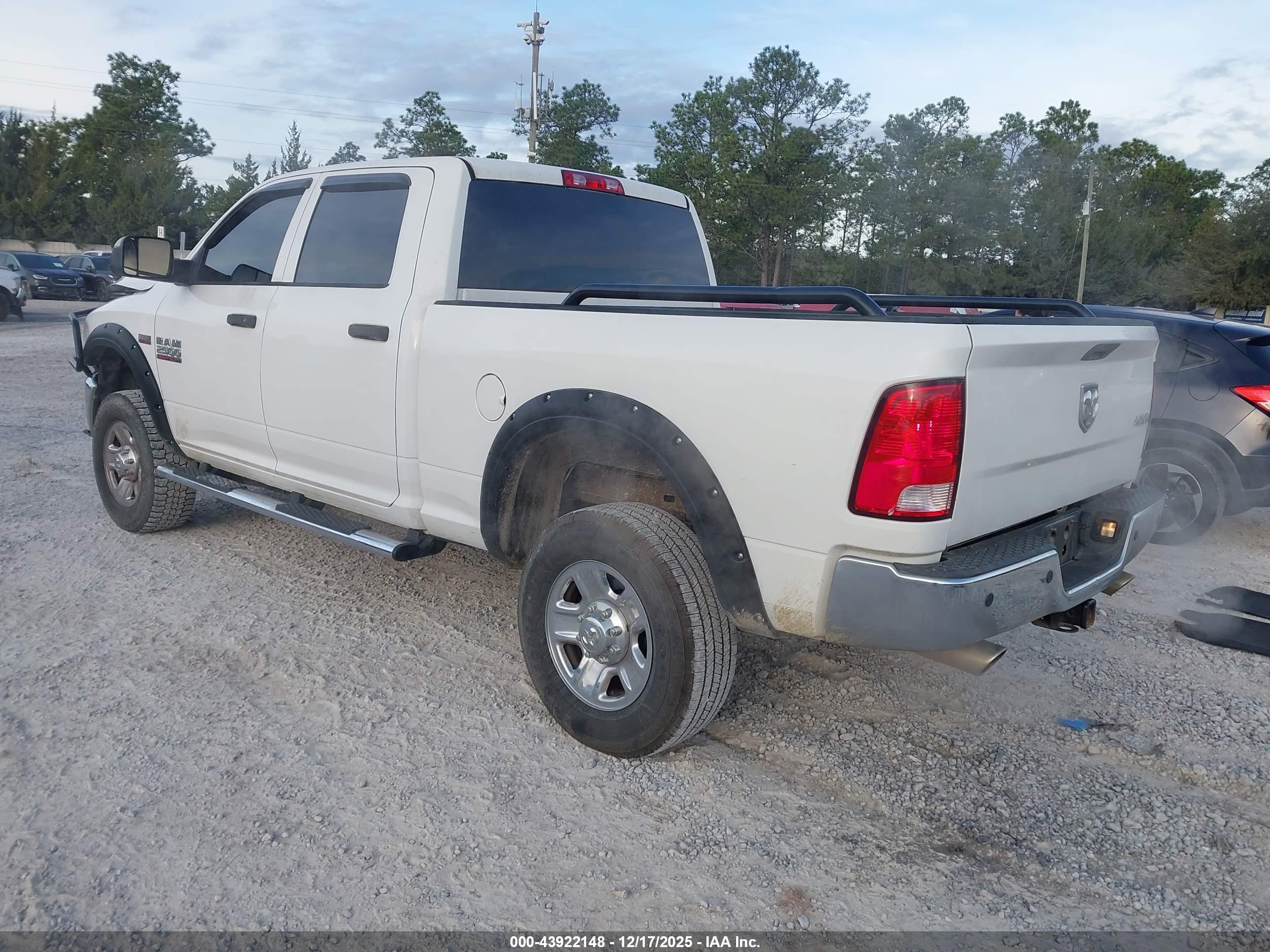 RAM 2500 image 3