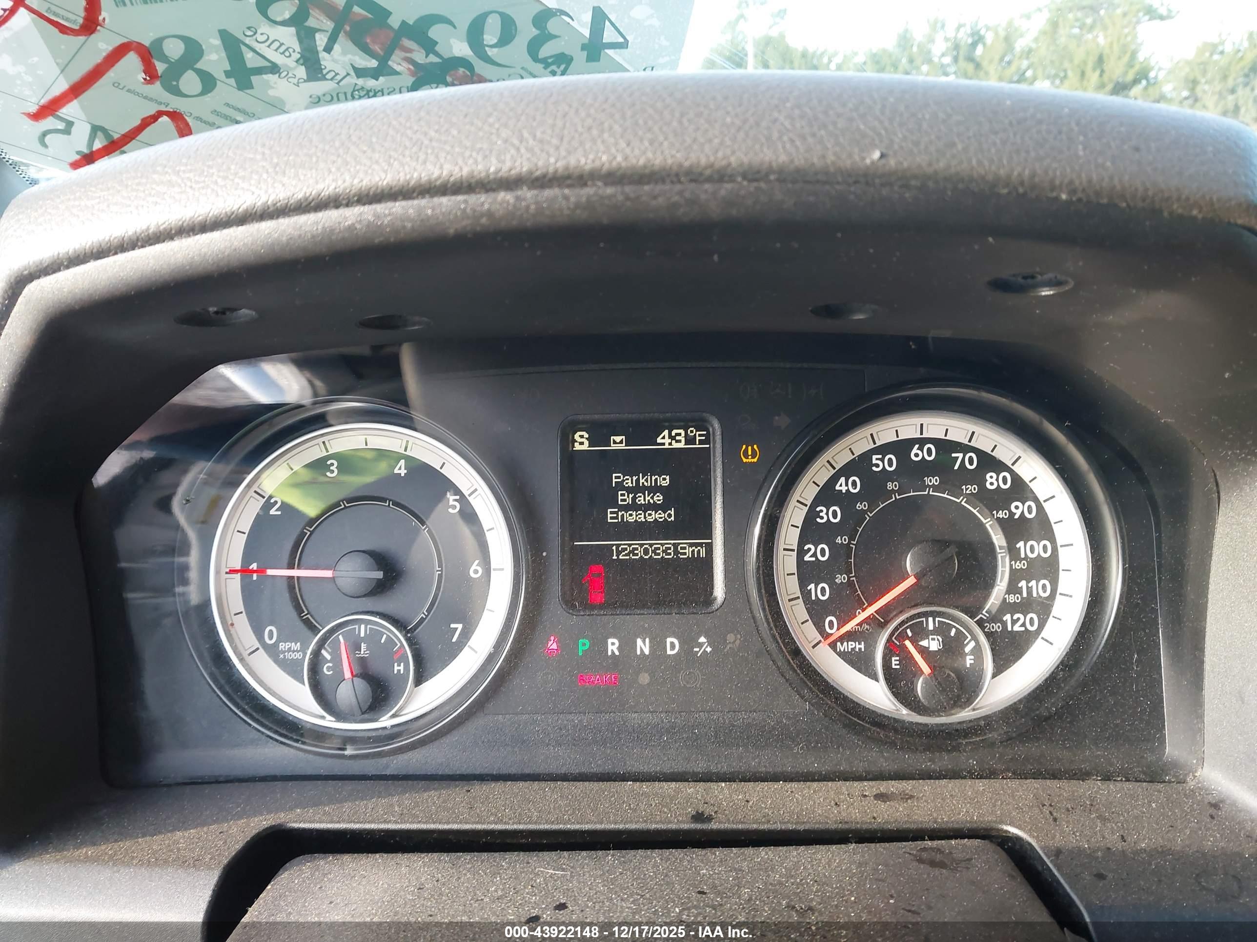 RAM 2500 image 7