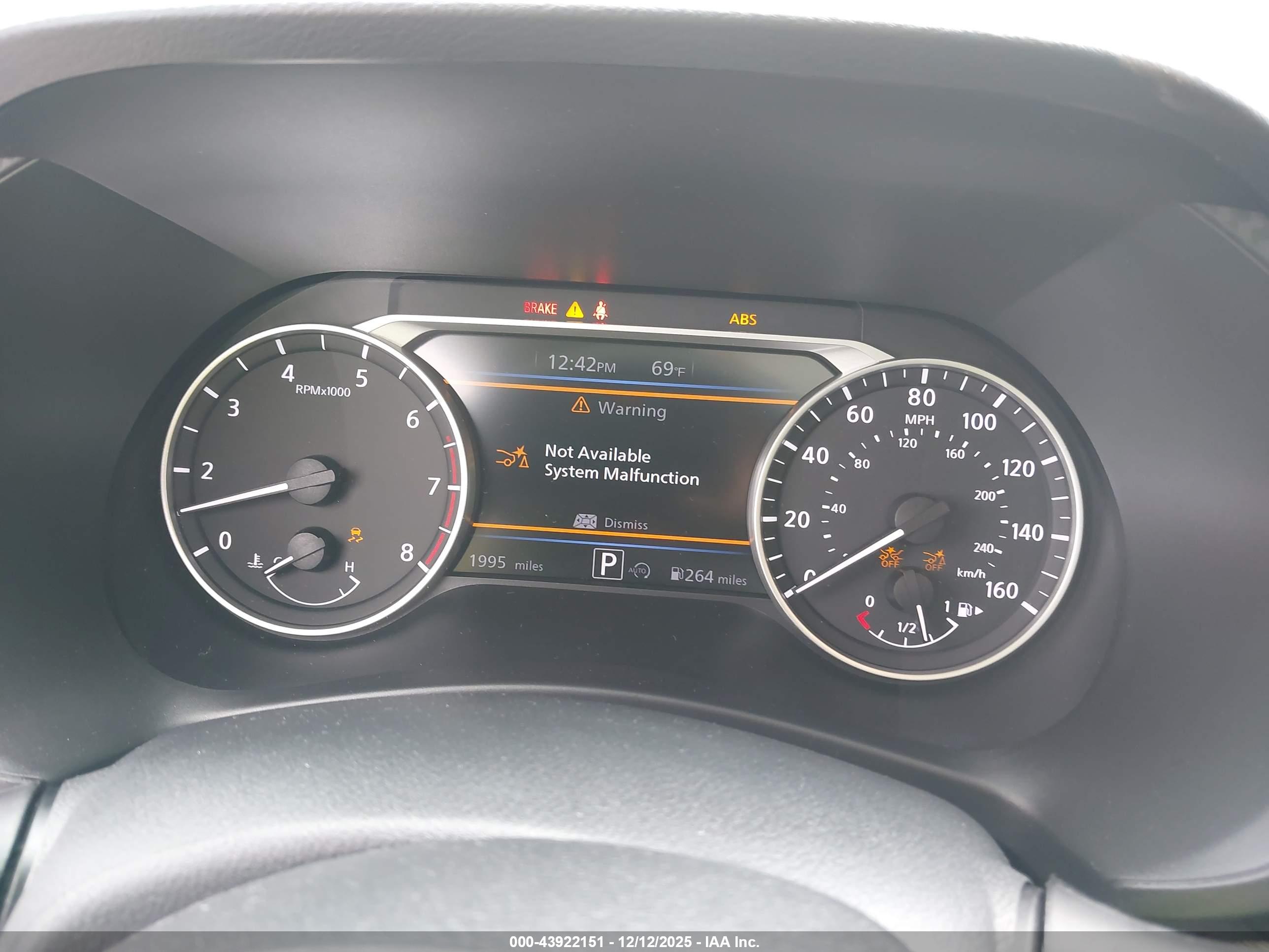 NISSAN SENTRA image 7