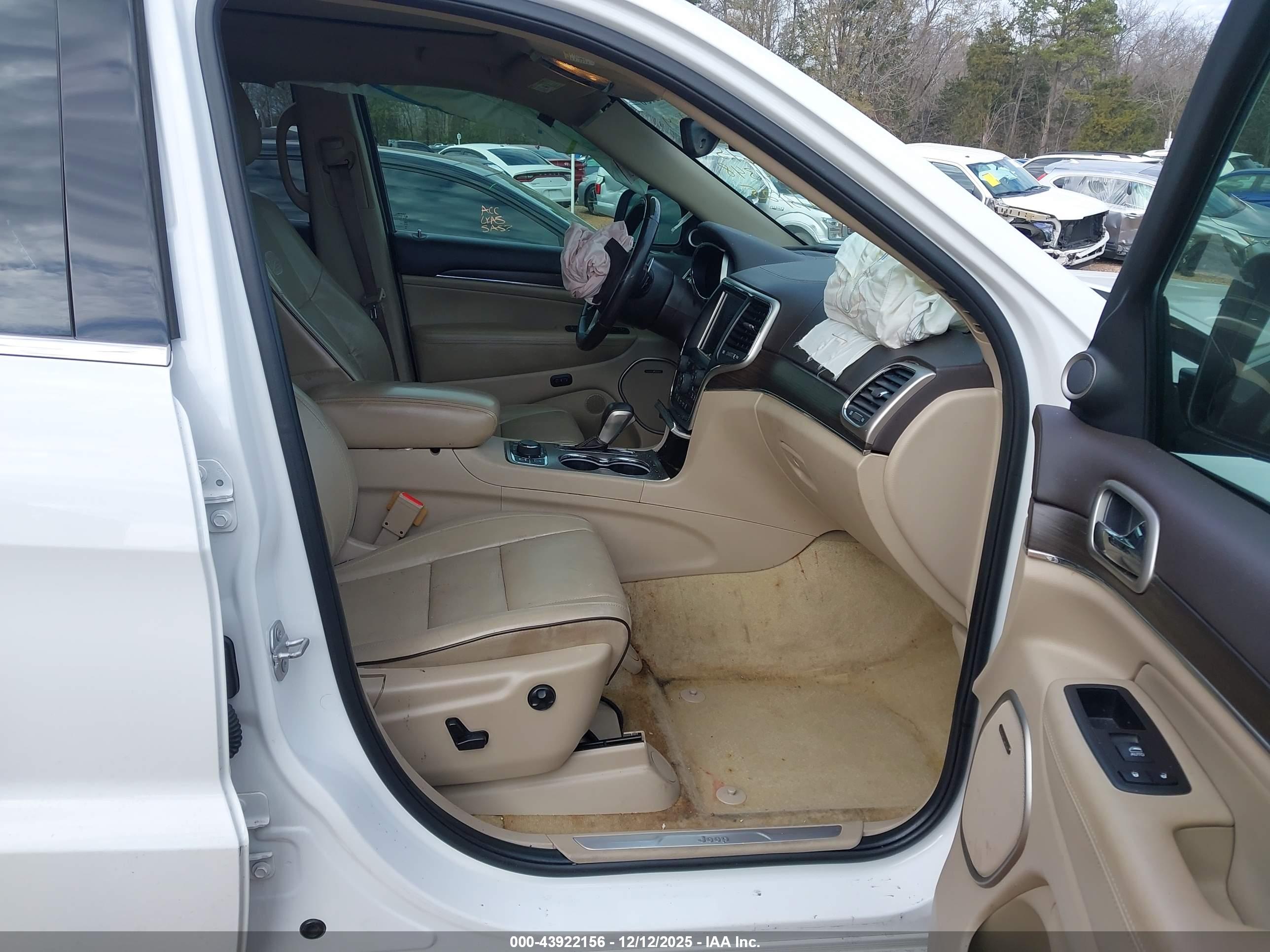 JEEP GRAND image 5