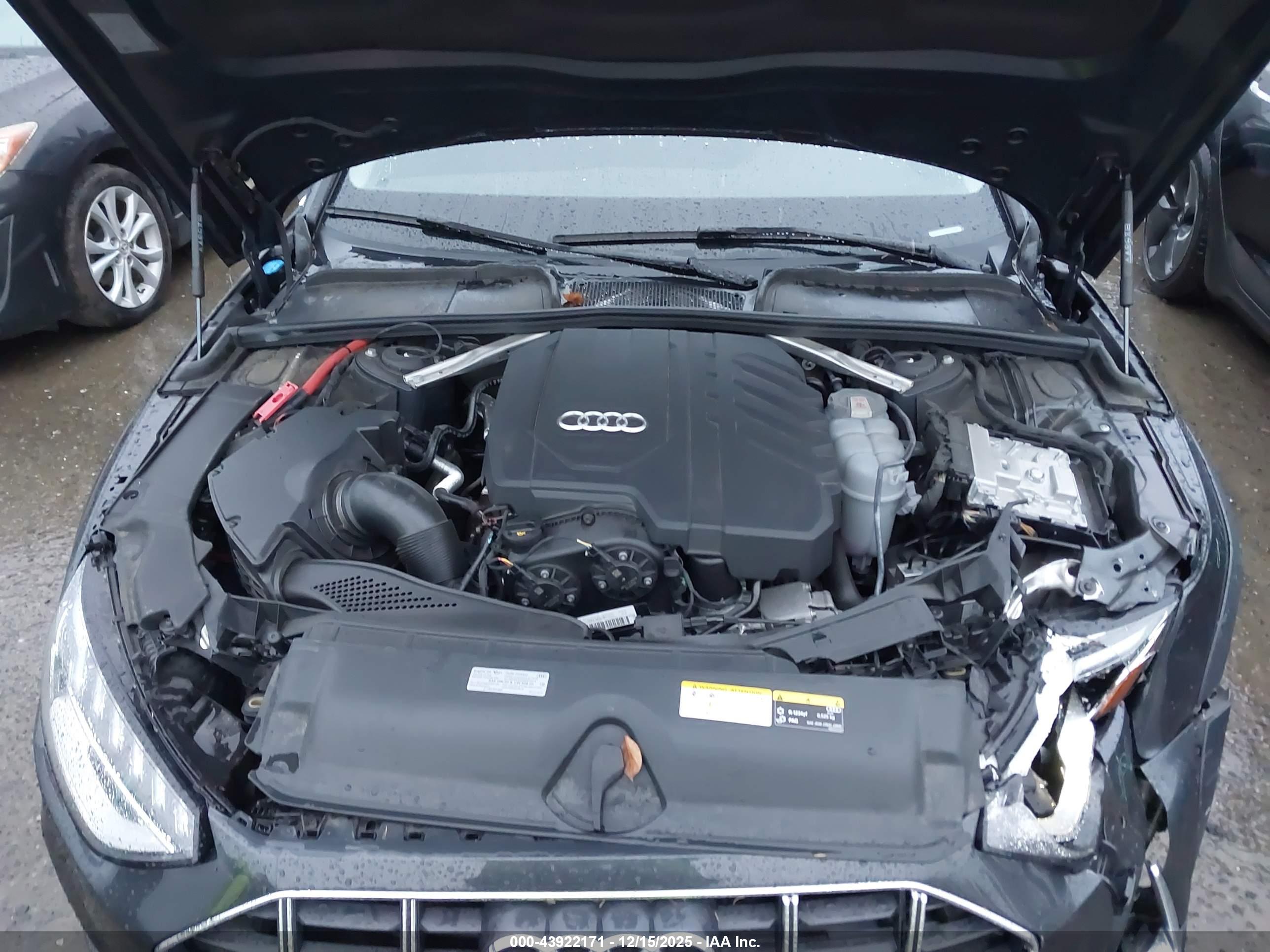 AUDI A4 image 10
