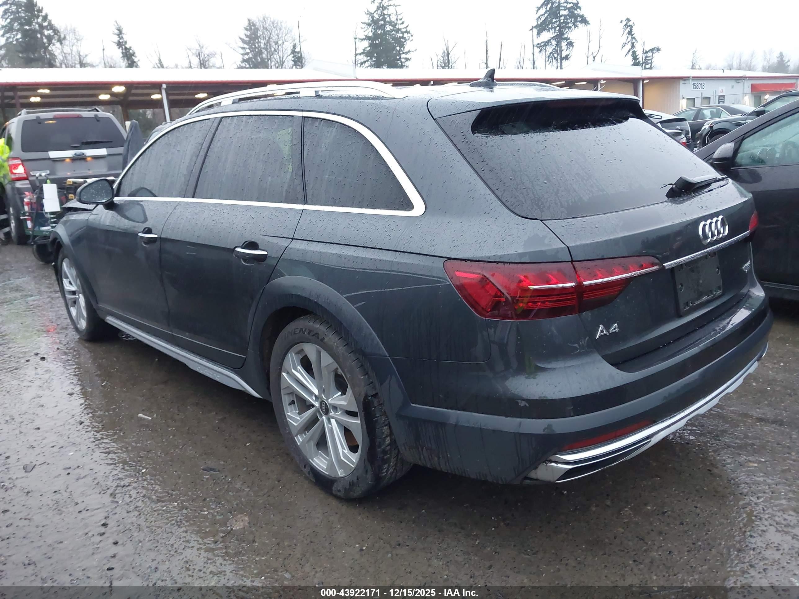 AUDI A4 image 3