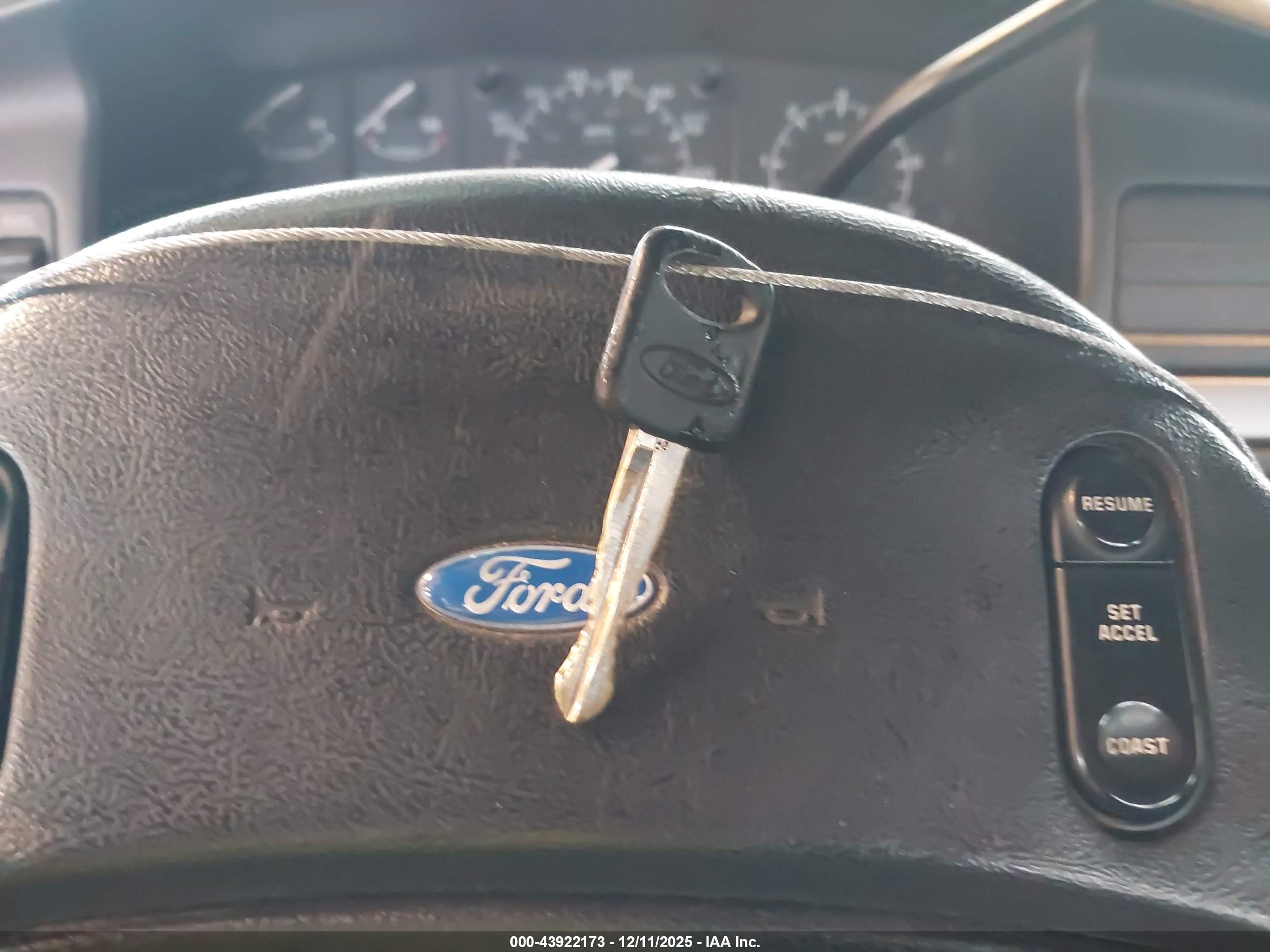 FORD F150 image 11