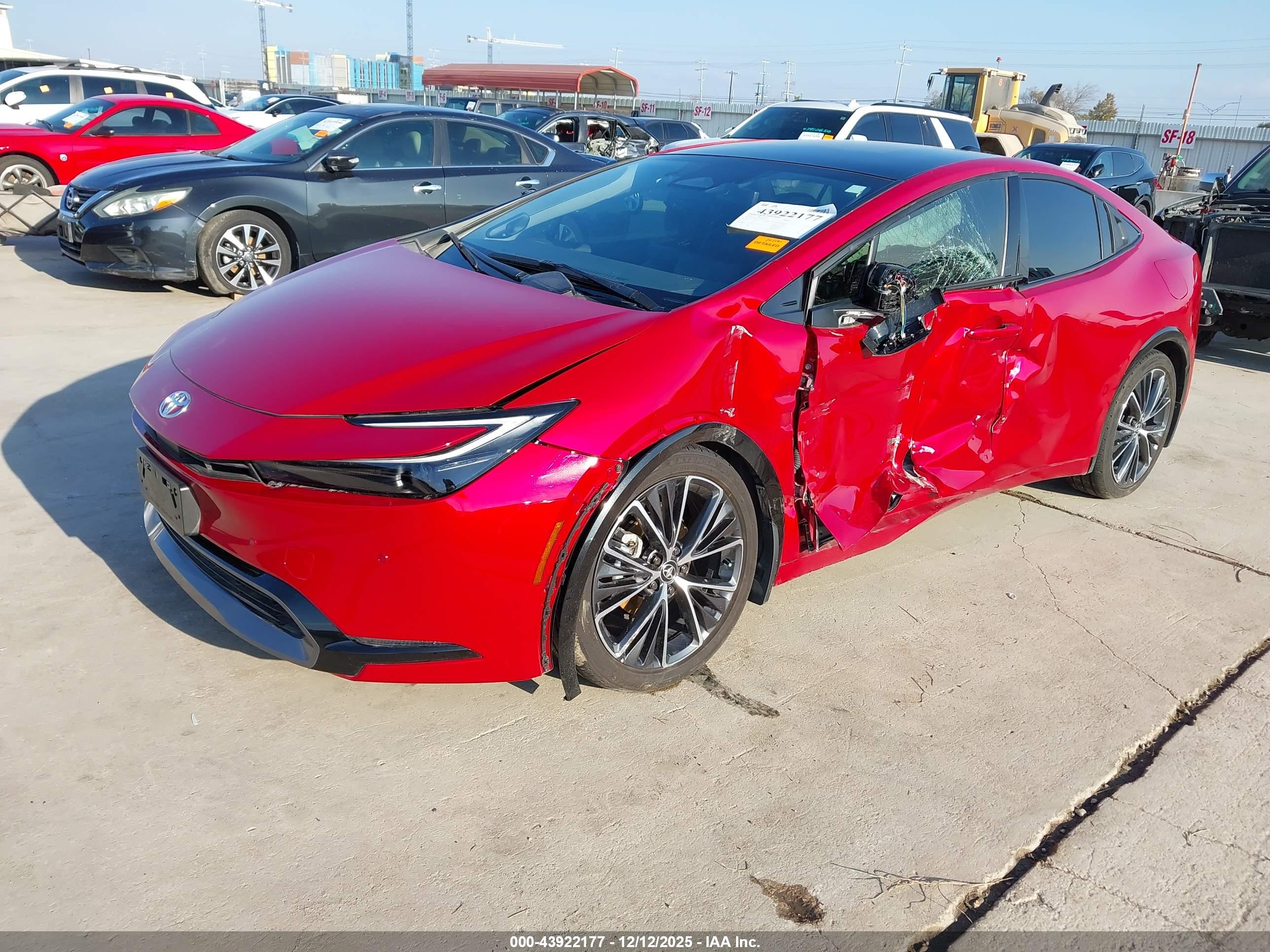 TOYOTA PRIUS image 2