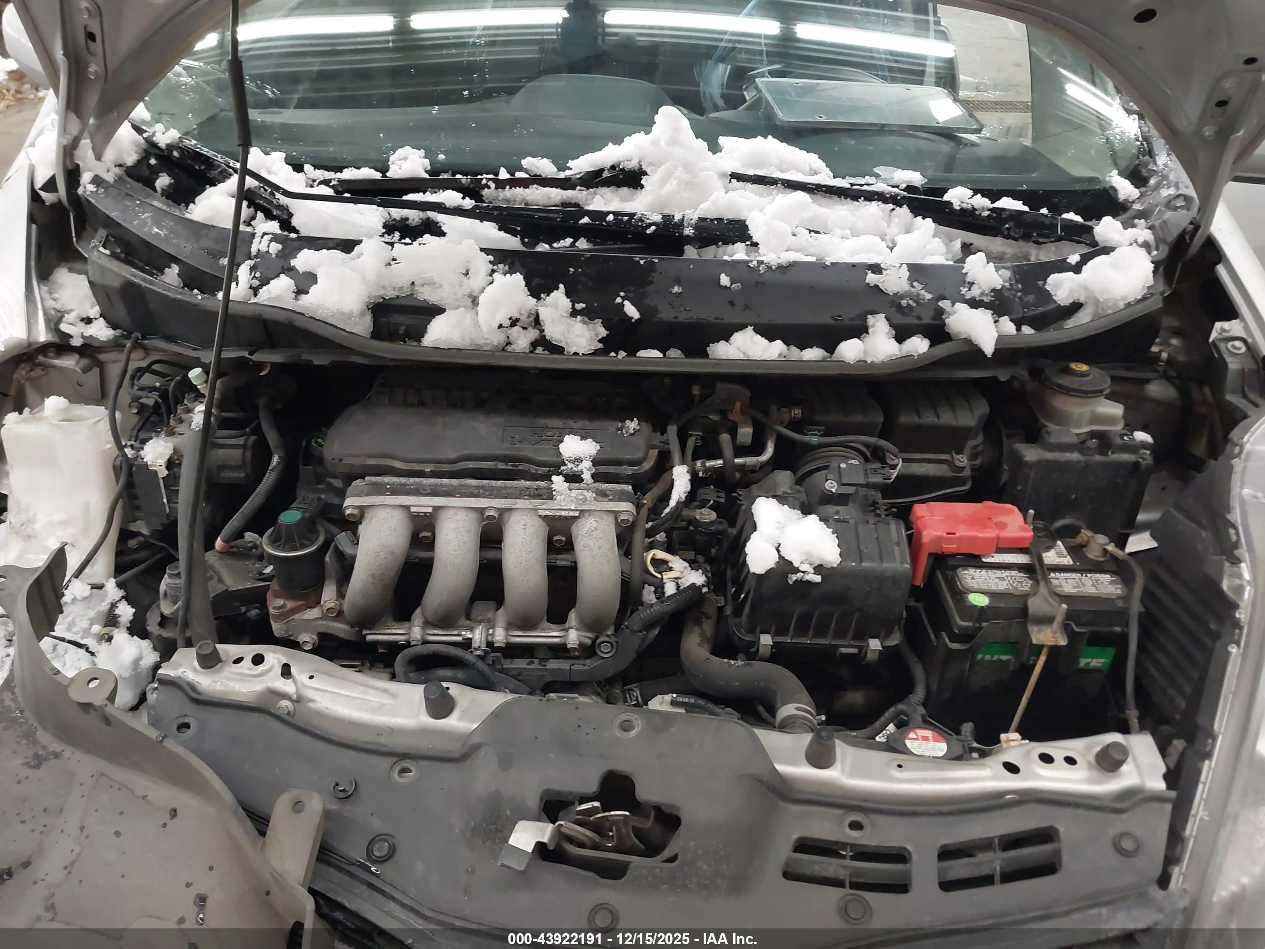 HONDA FIT image 10